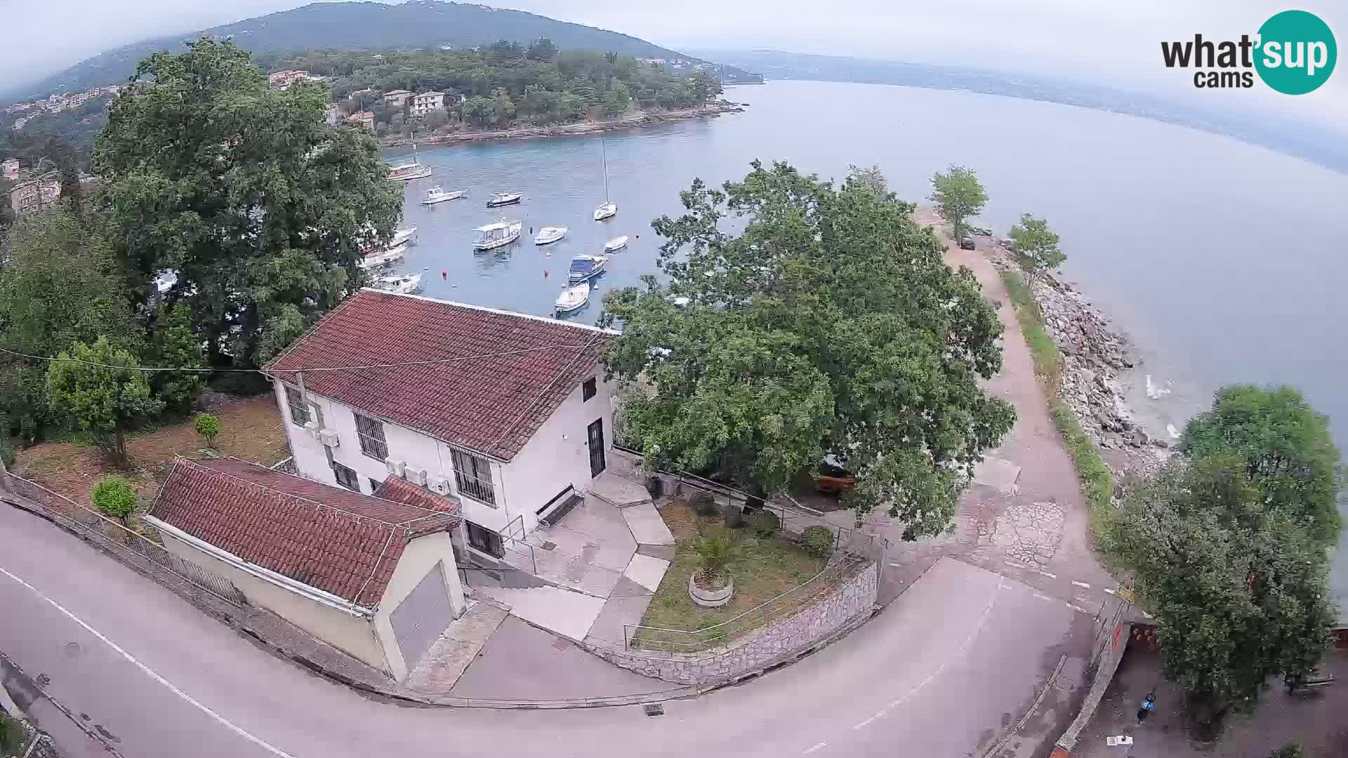 Ika Harbor Webcam – LIVE View of the Harbor and Opatija Lights