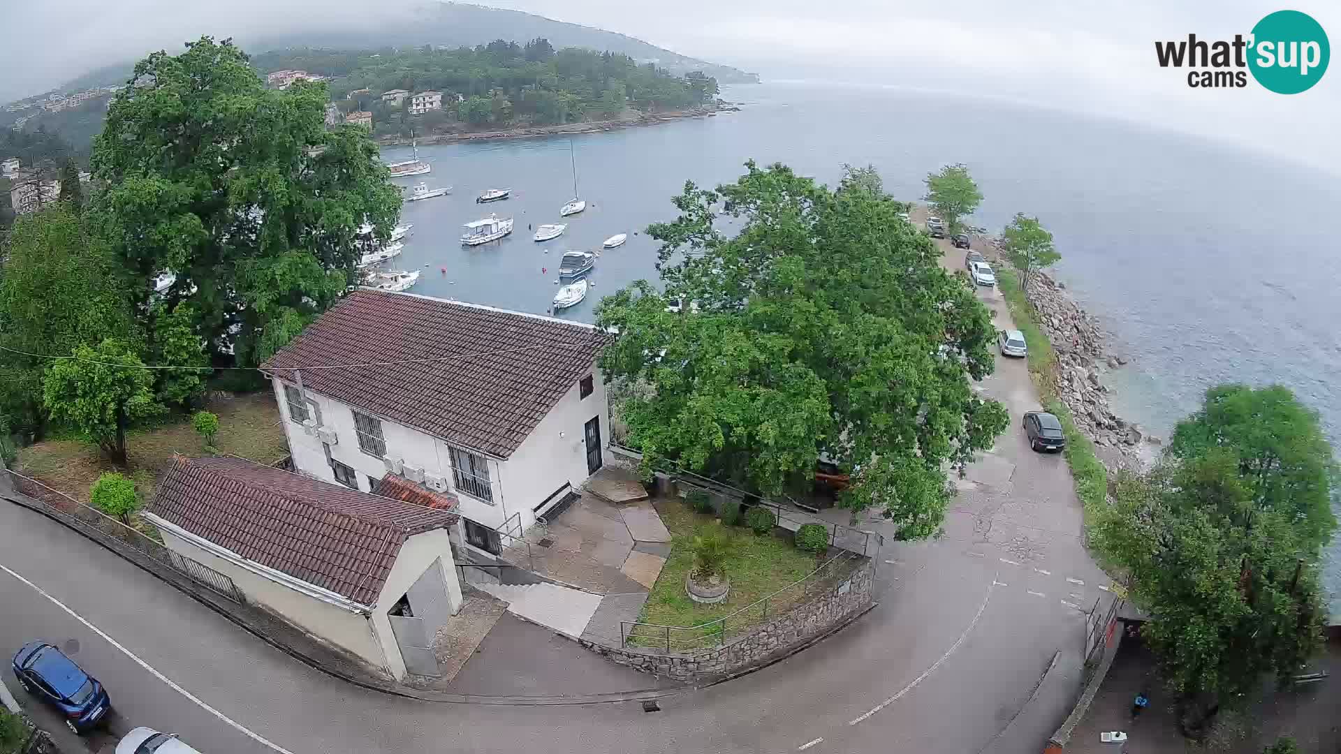 Ika Harbor Webcam – LIVE View of the Harbor and Opatija Lights