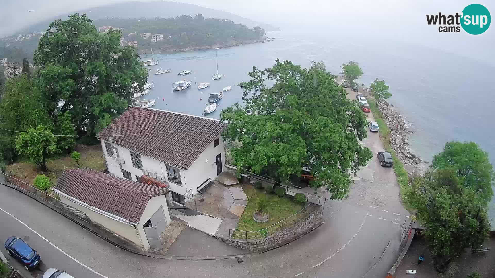 Ika Harbor Webcam – LIVE View of the Harbor and Opatija Lights