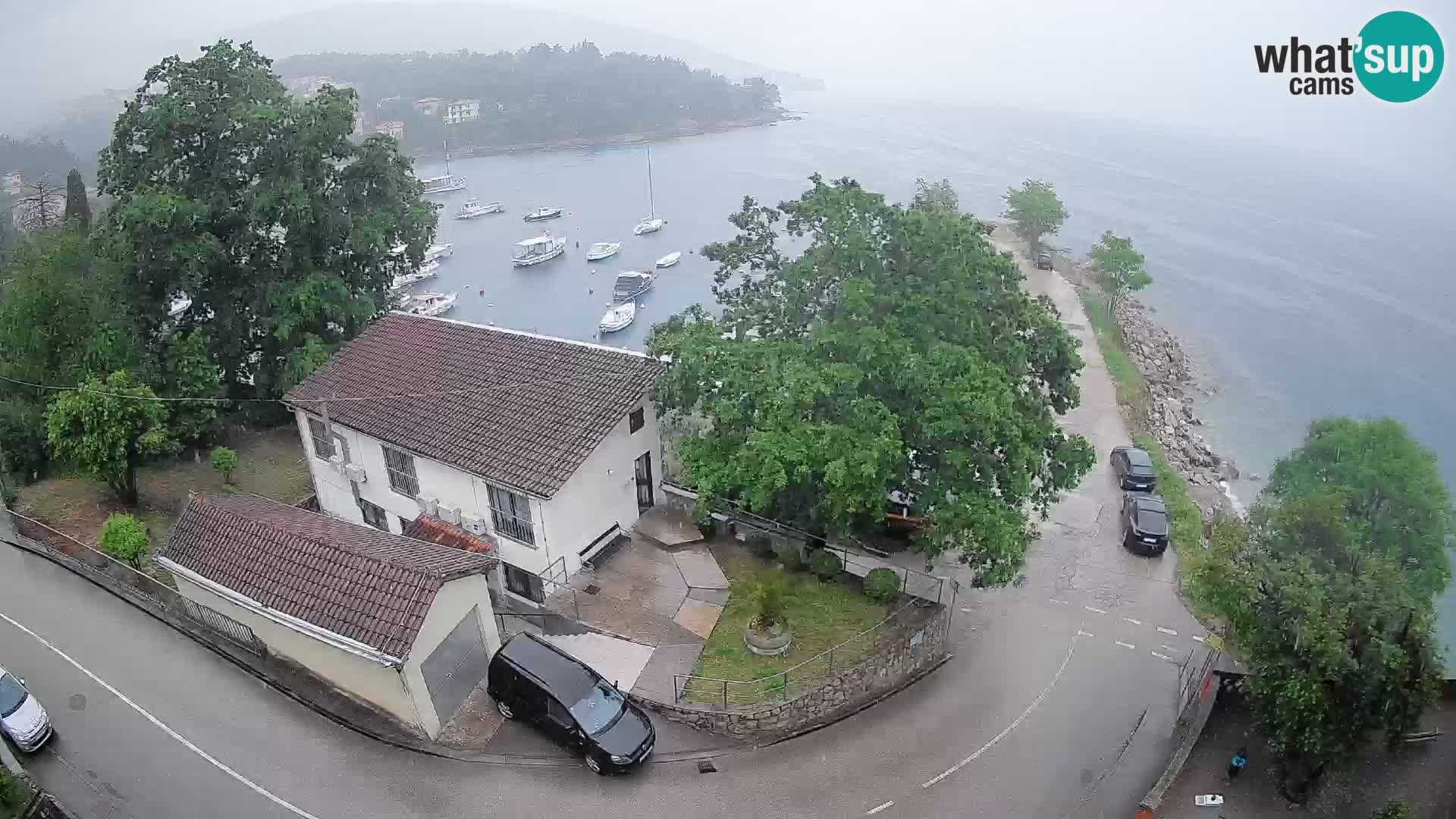 Ika Harbor Webcam – LIVE View of the Harbor and Opatija Lights