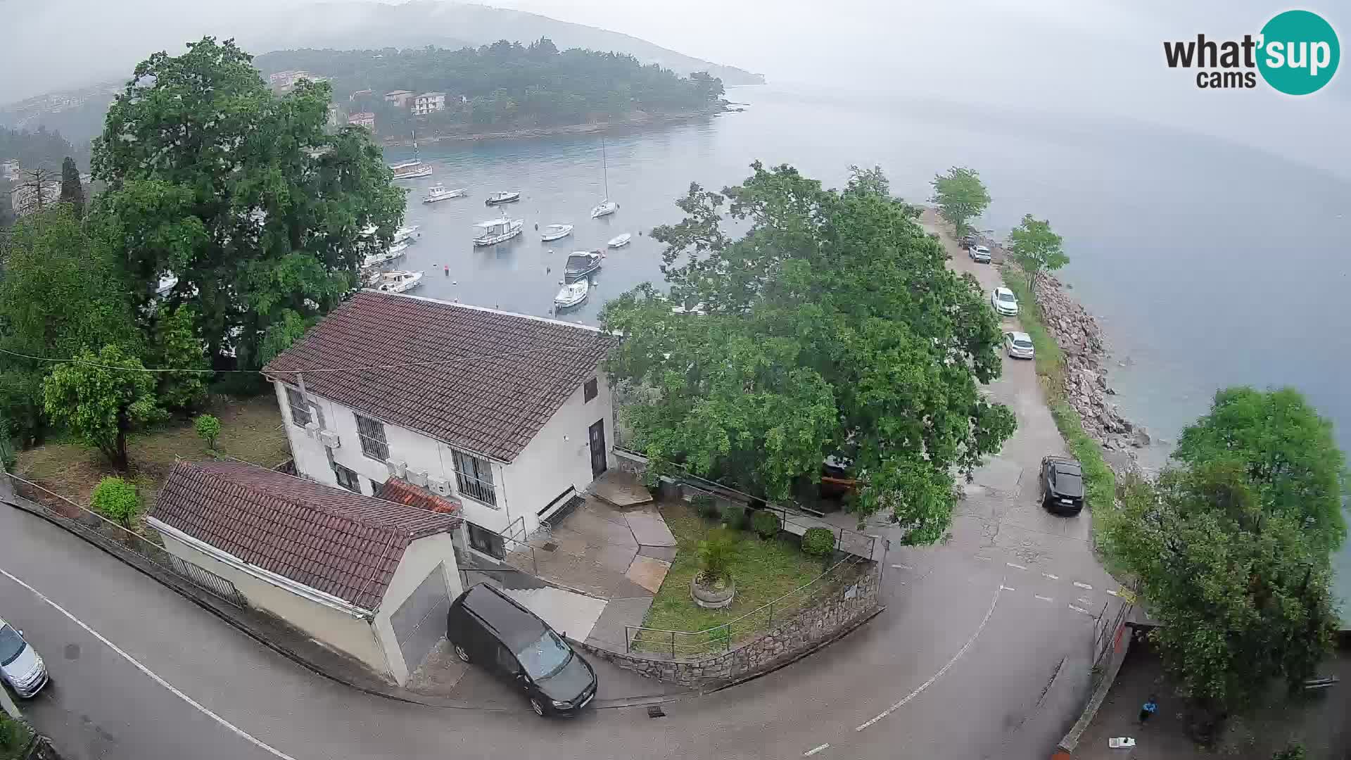 Ika Harbor Webcam – LIVE View of the Harbor and Opatija Lights