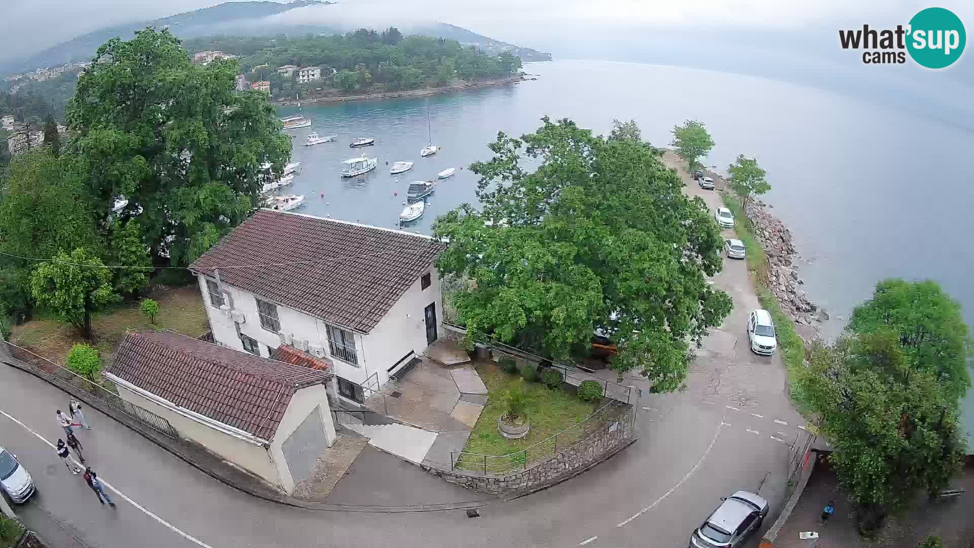 Ika Harbor Webcam – LIVE View of the Harbor and Opatija Lights