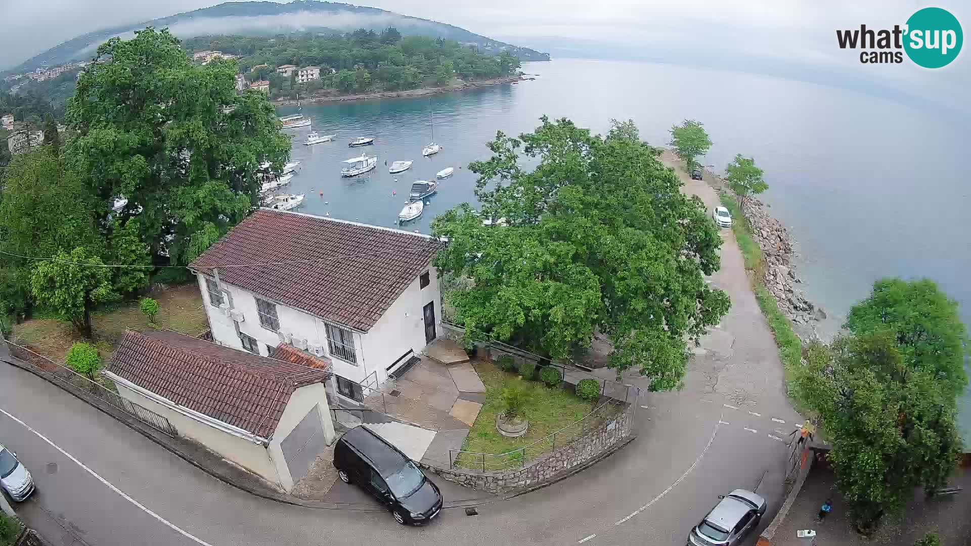 Ika Harbor Webcam – LIVE View of the Harbor and Opatija Lights