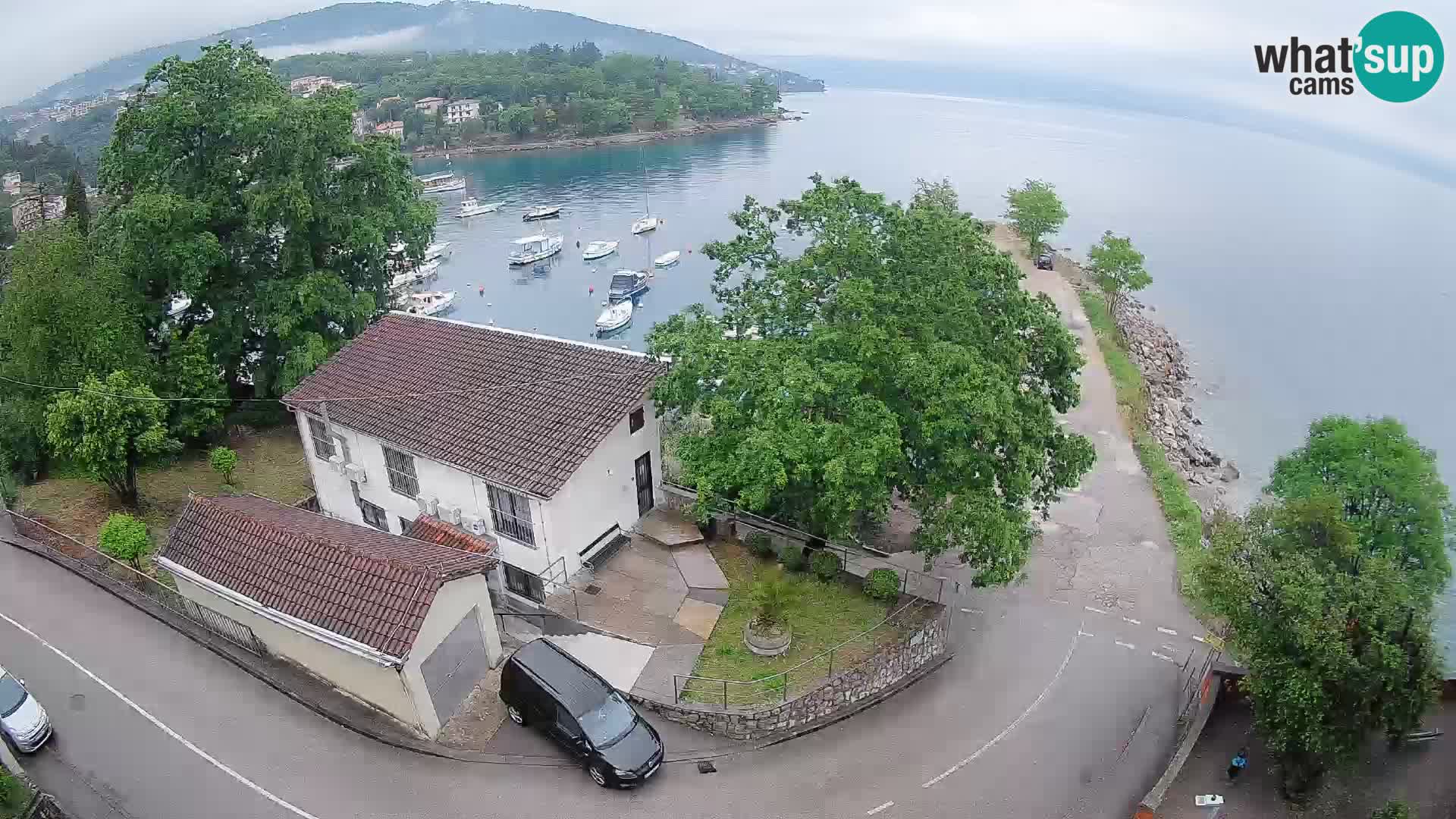 Ika Harbor Webcam – LIVE View of the Harbor and Opatija Lights