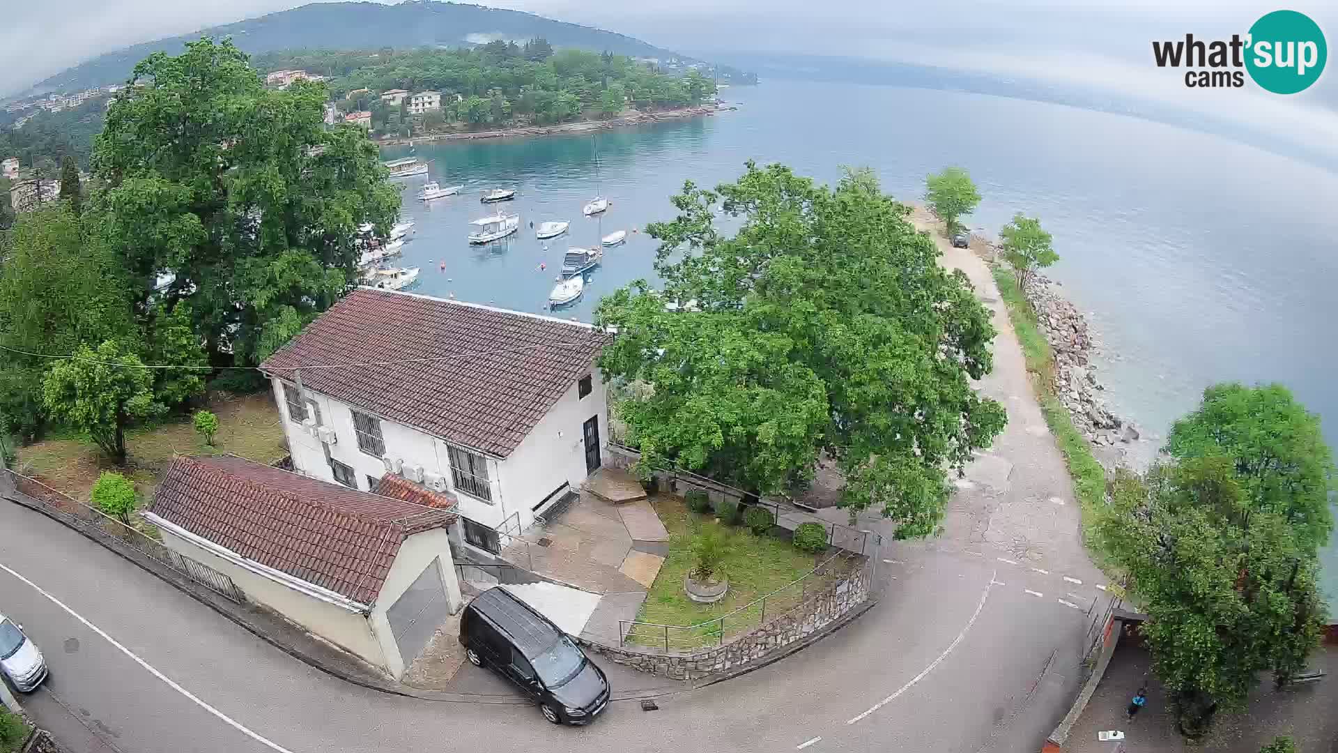 Ika Harbor Webcam – LIVE View of the Harbor and Opatija Lights