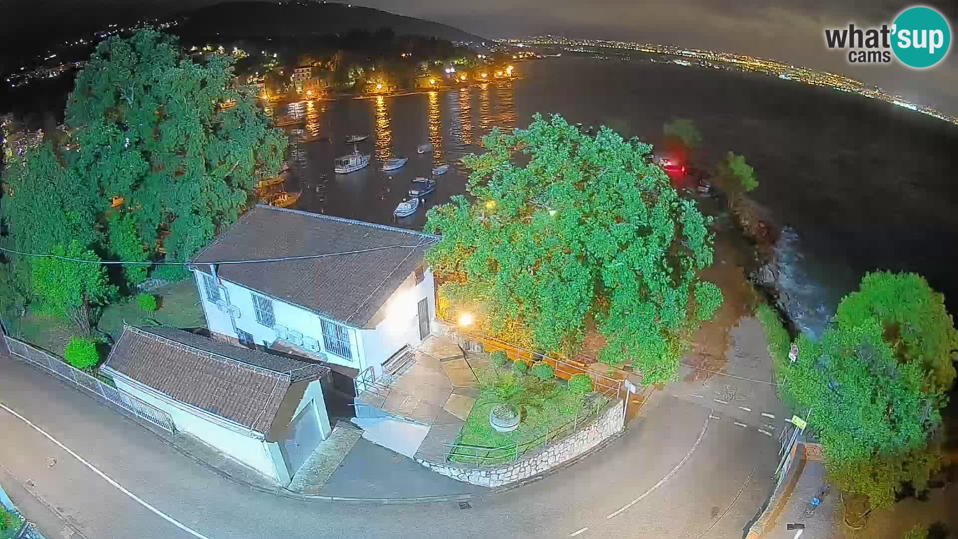 Webcam puerto de Ika – Vista en directo y luces de Opatija