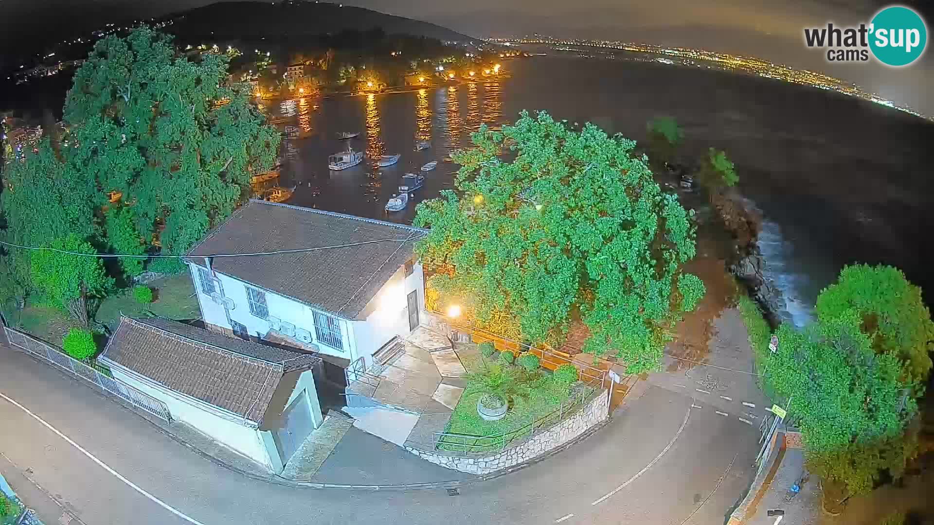 Webcam porto Ika – Vista LIVE sul porto e le luci di Opatija