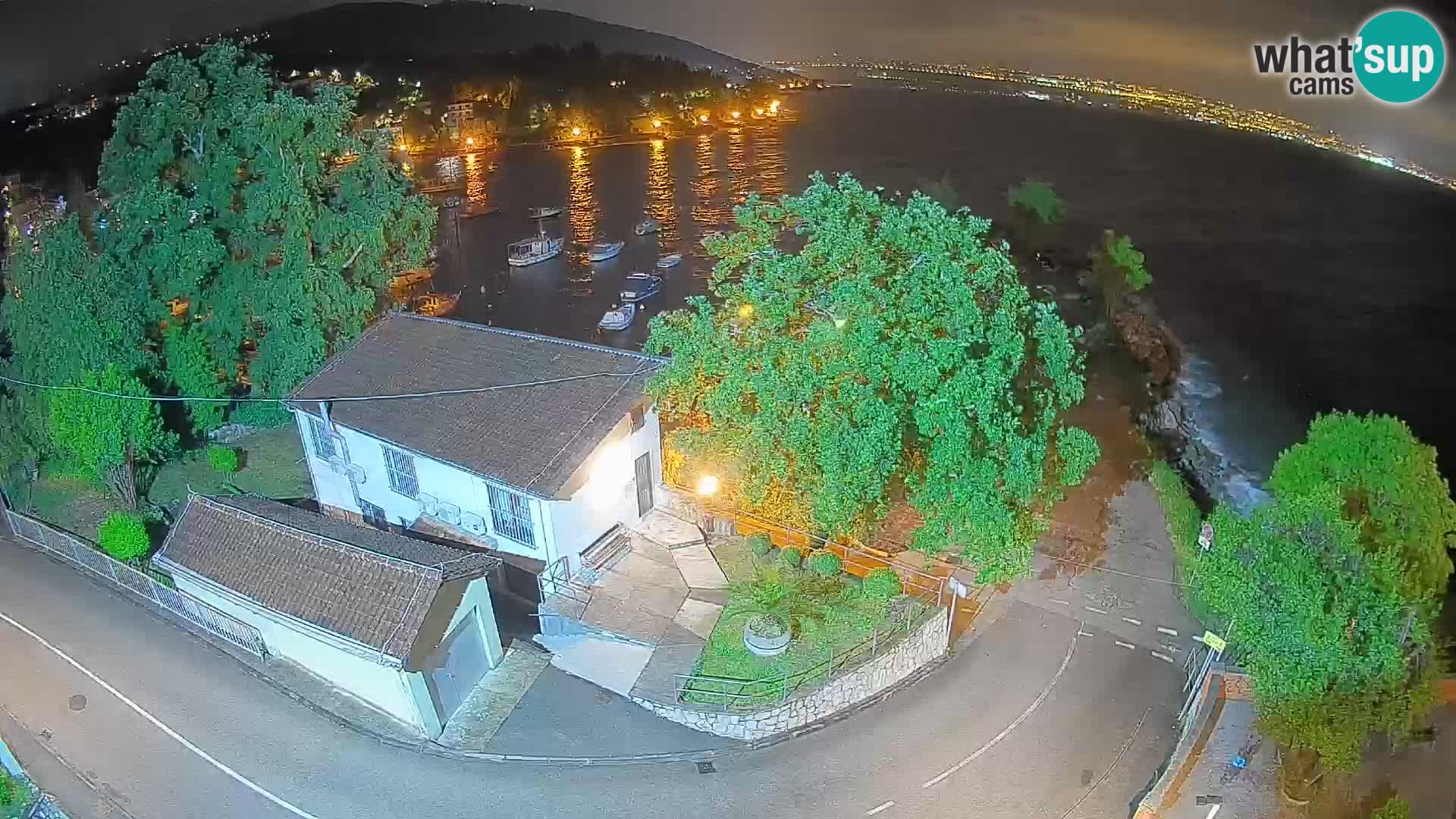 Webcam porto Ika – Vista LIVE sul porto e le luci di Opatija