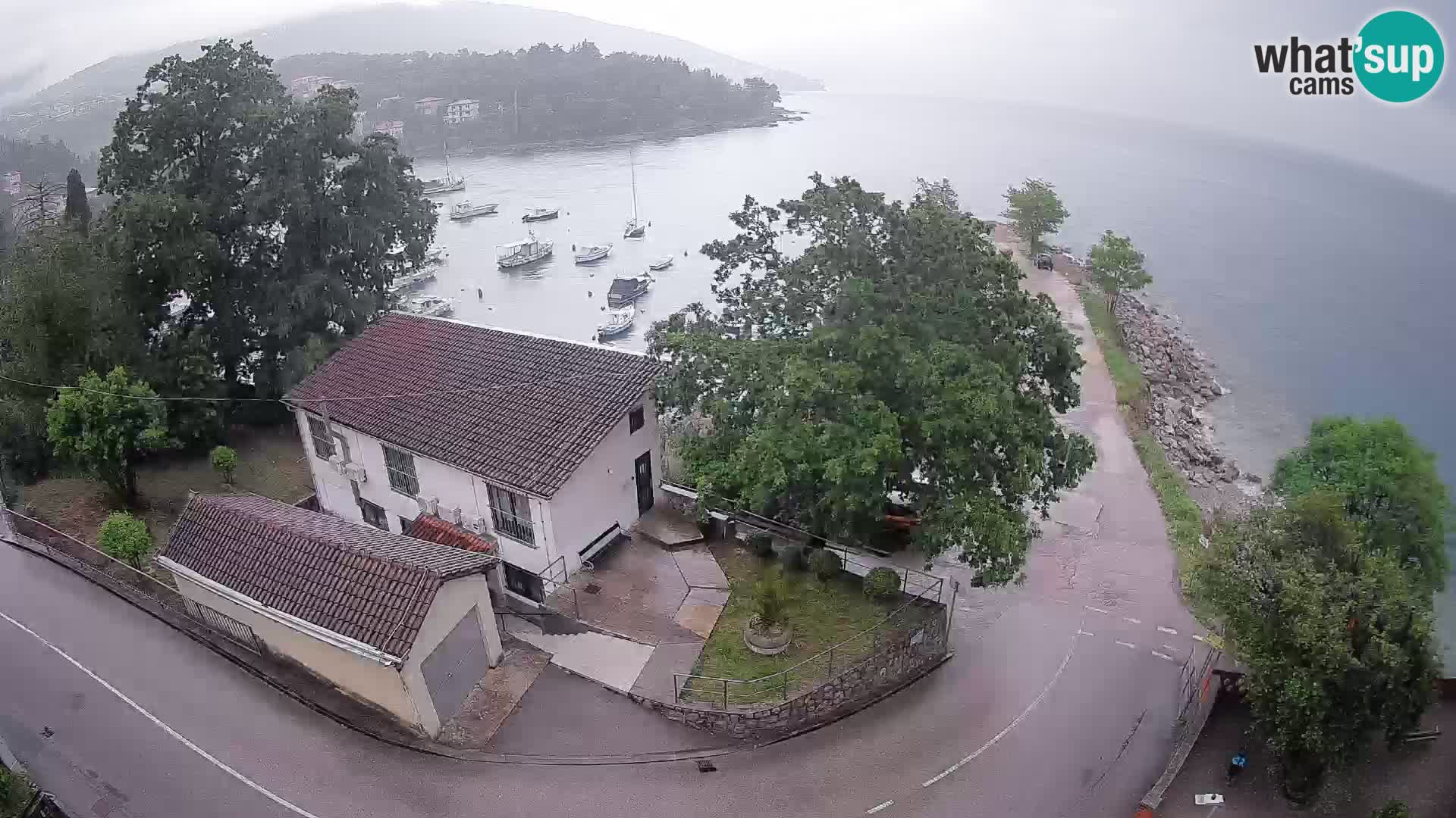 Ika Harbor Webcam – LIVE View of the Harbor and Opatija Lights