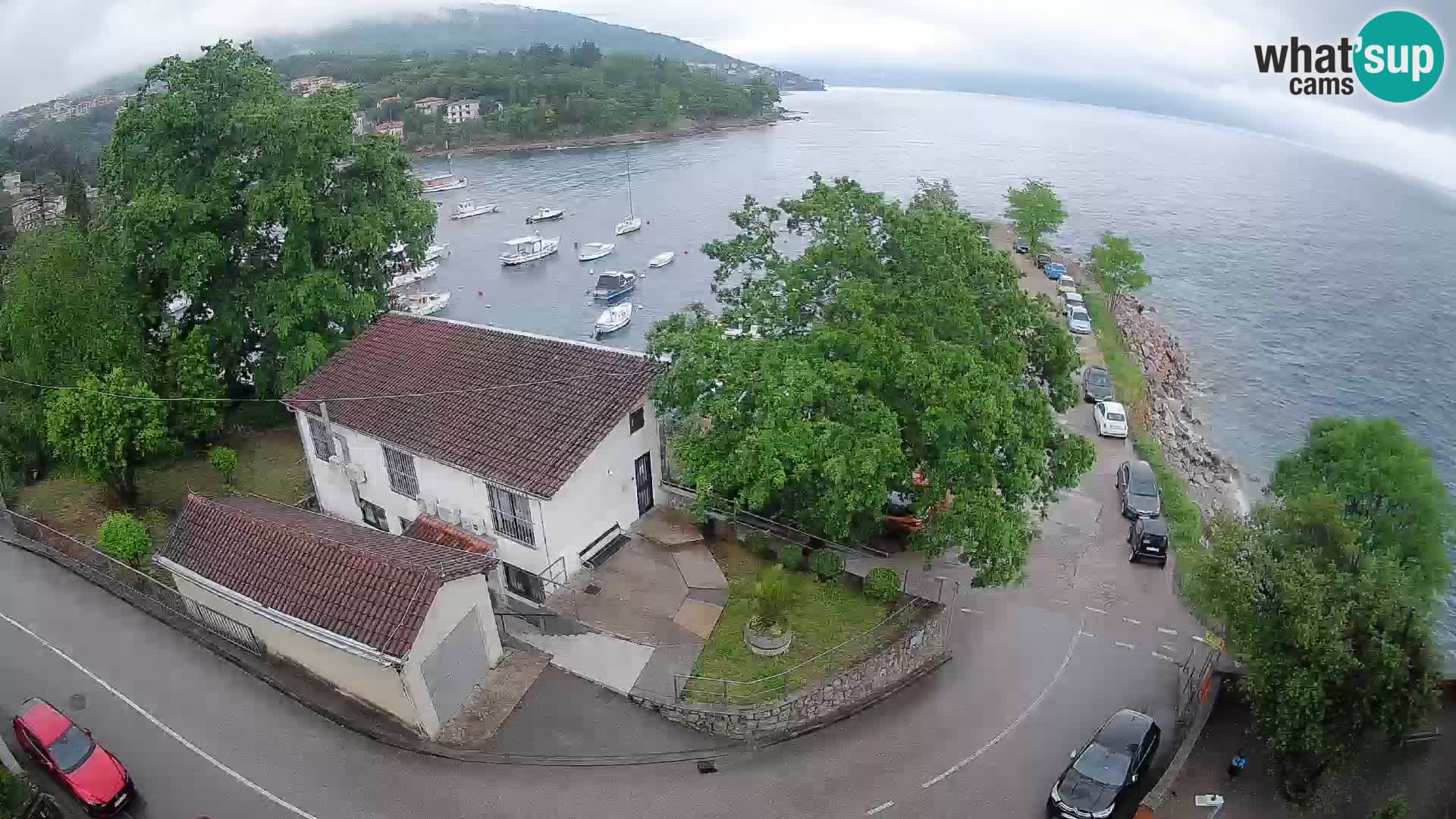 Ika Harbor Webcam – LIVE View of the Harbor and Opatija Lights
