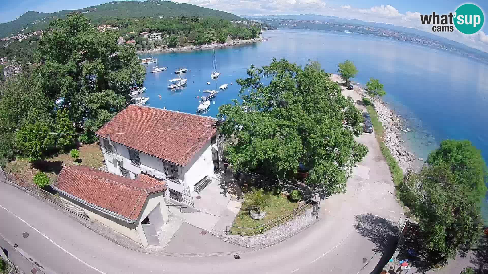 Ika Harbor Webcam – LIVE View of the Harbor and Opatija Lights