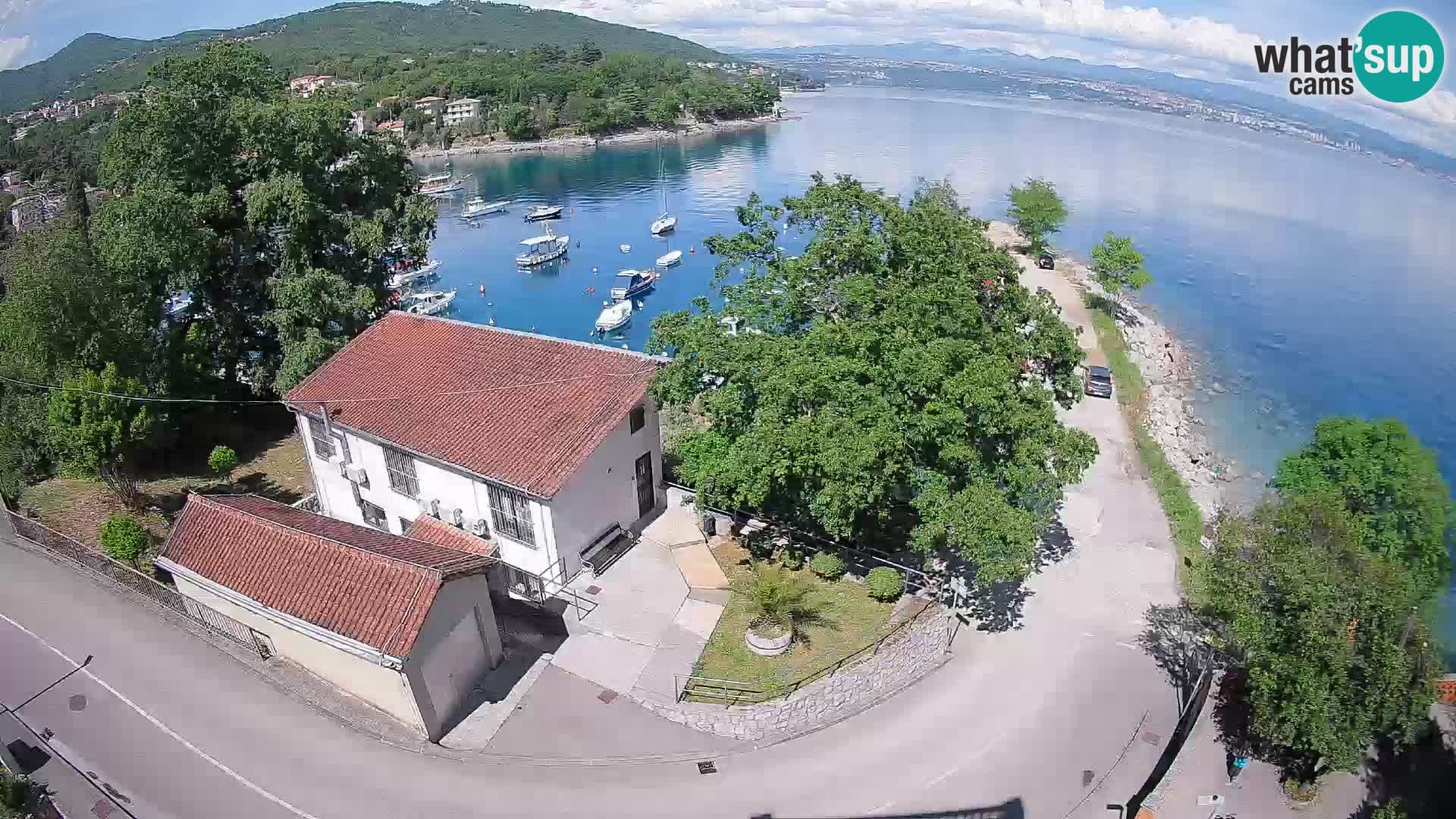 Ika Harbor Webcam – LIVE View of the Harbor and Opatija Lights