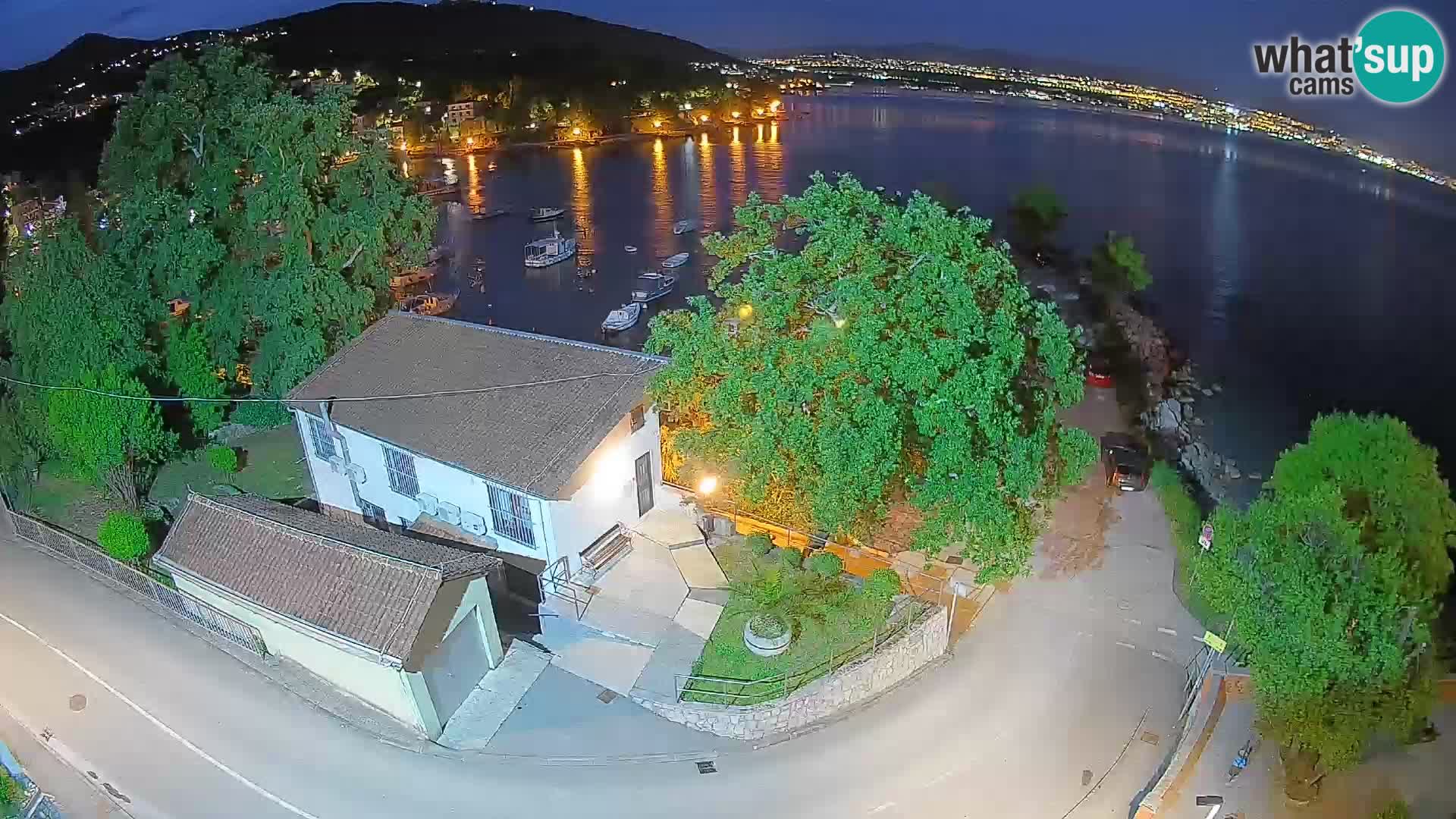 Webcam puerto de Ika – Vista en directo y luces de Opatija