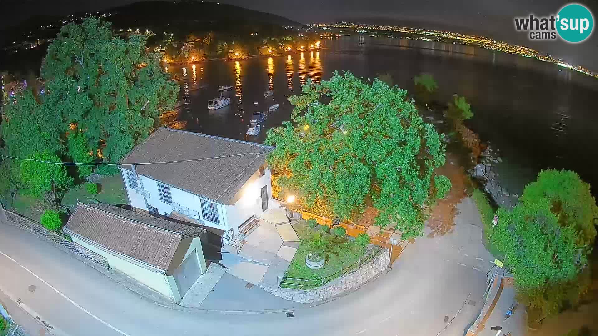 Webcam puerto de Ika – Vista en directo y luces de Opatija