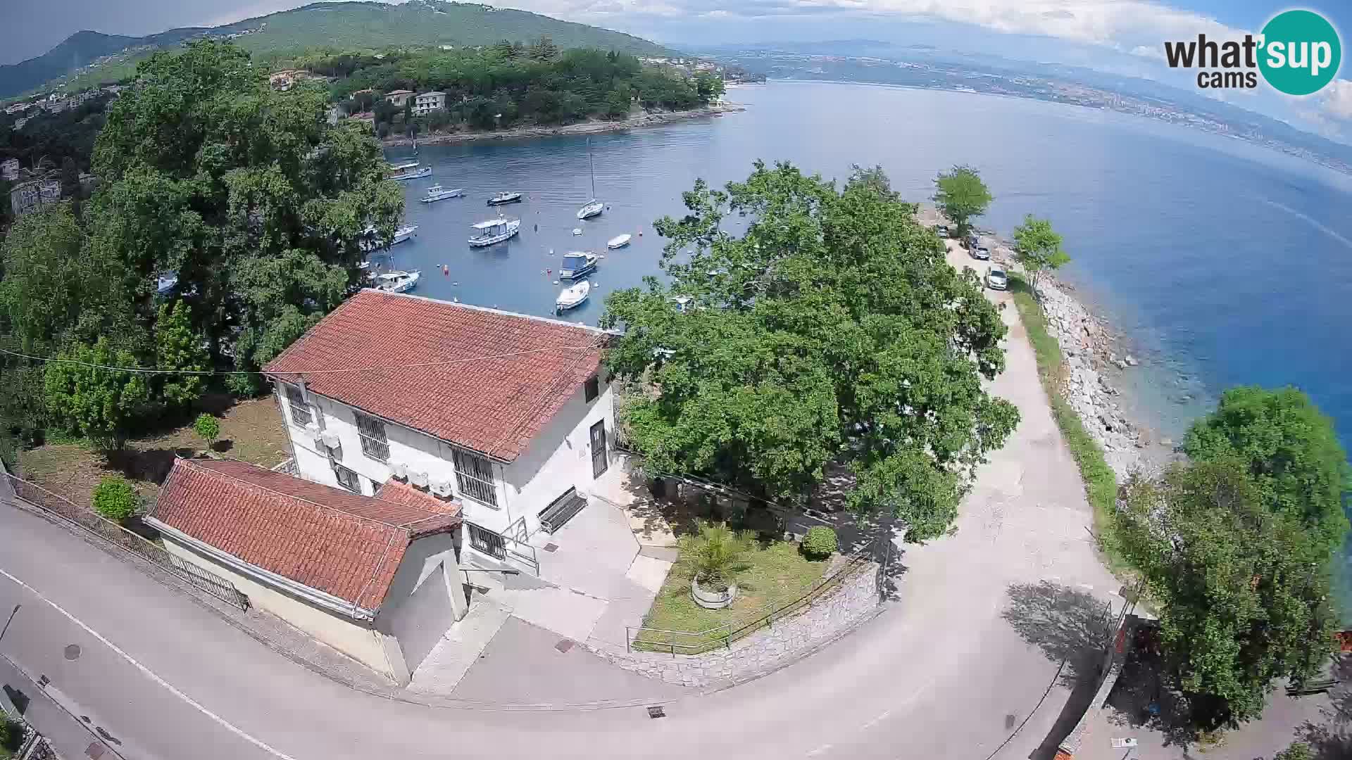 Ika Harbor Webcam – LIVE View of the Harbor and Opatija Lights