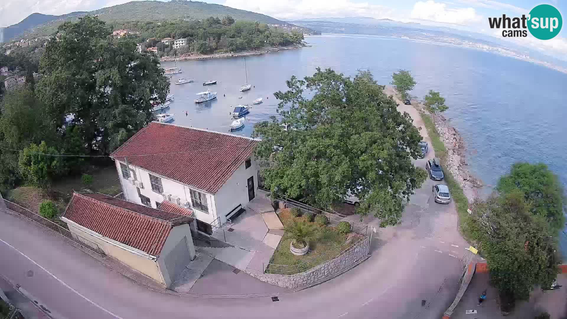 Ika Harbor Webcam – LIVE View of the Harbor and Opatija Lights