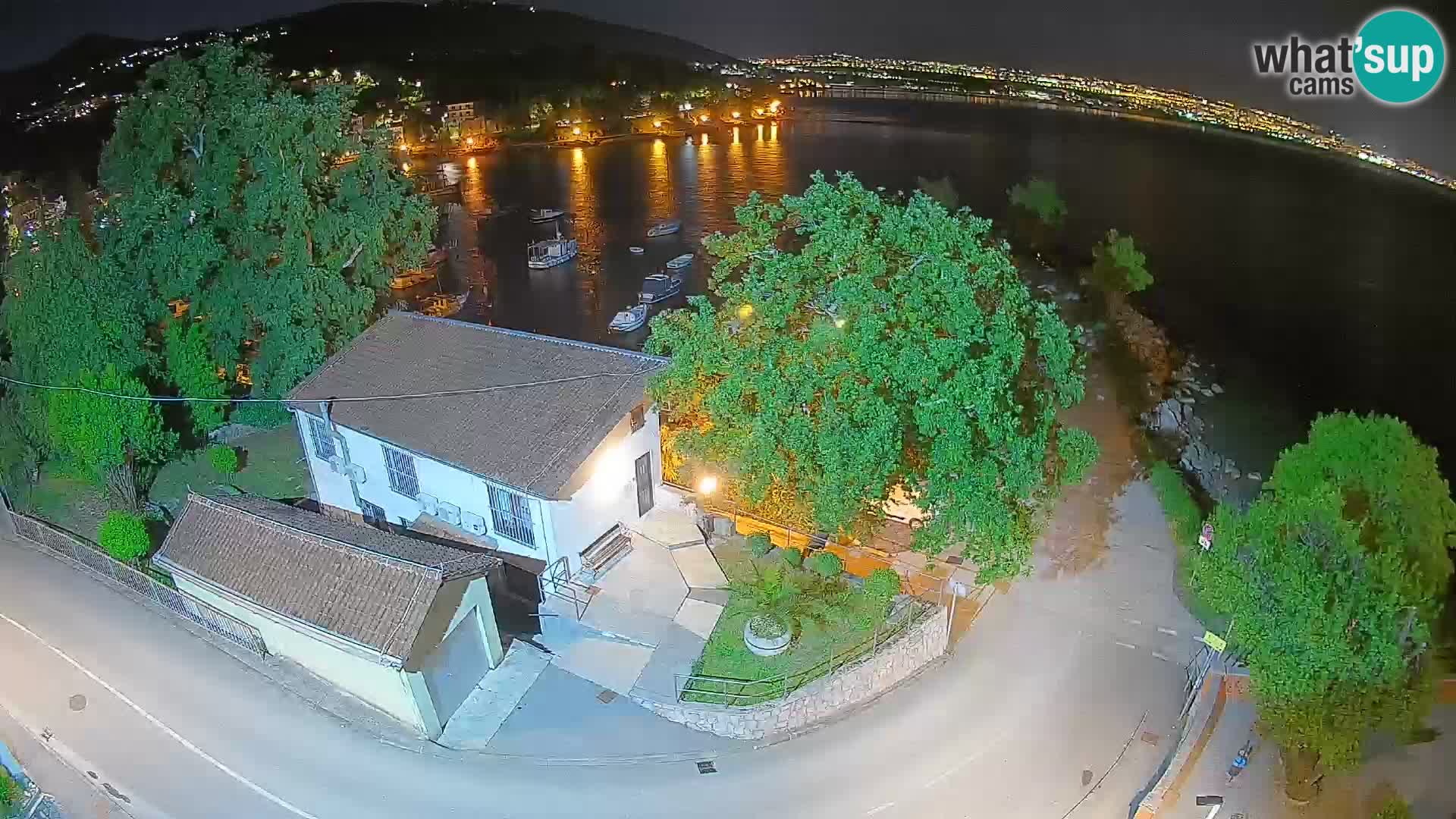Webcam puerto de Ika – Vista en directo y luces de Opatija