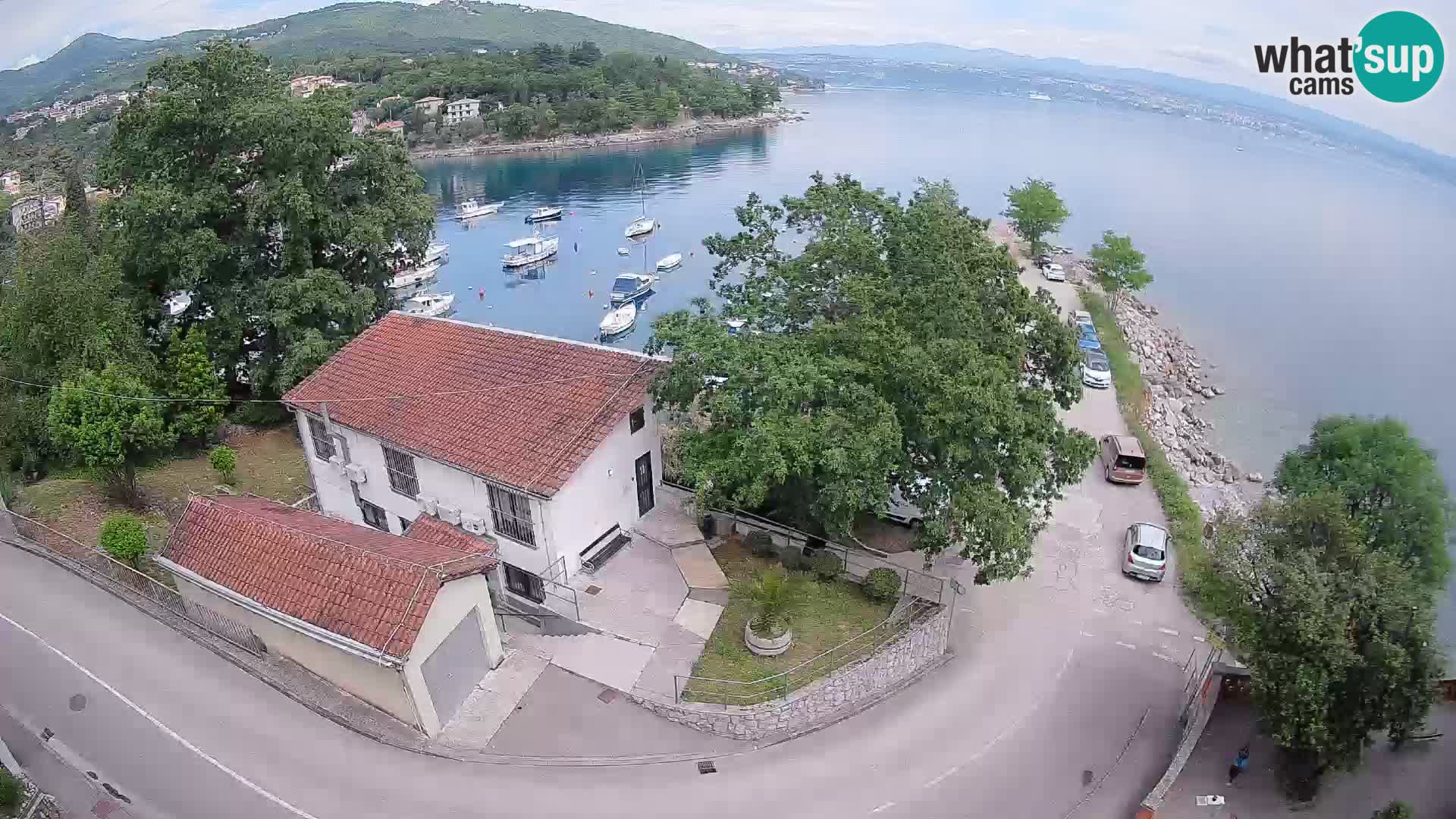 Ika Harbor Webcam – LIVE View of the Harbor and Opatija Lights
