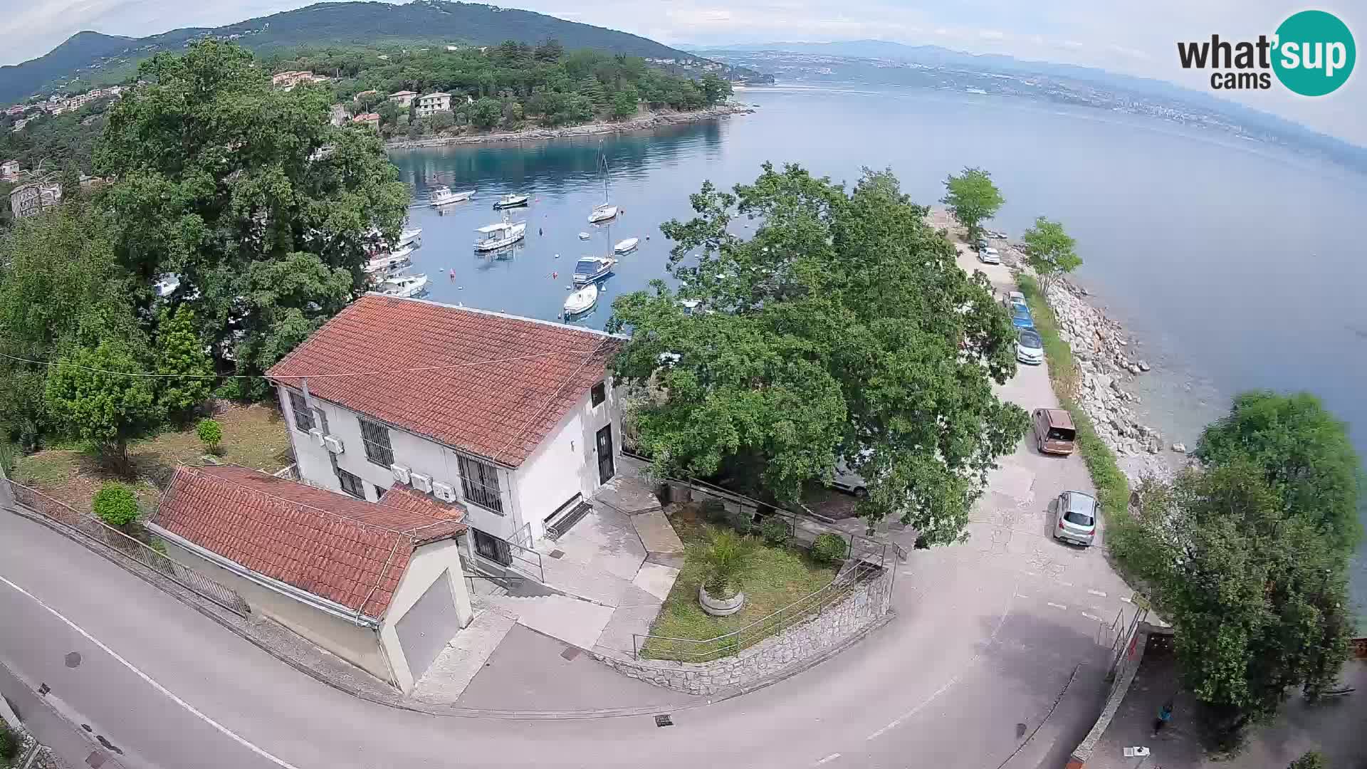 Ika Harbor Webcam – LIVE View of the Harbor and Opatija Lights