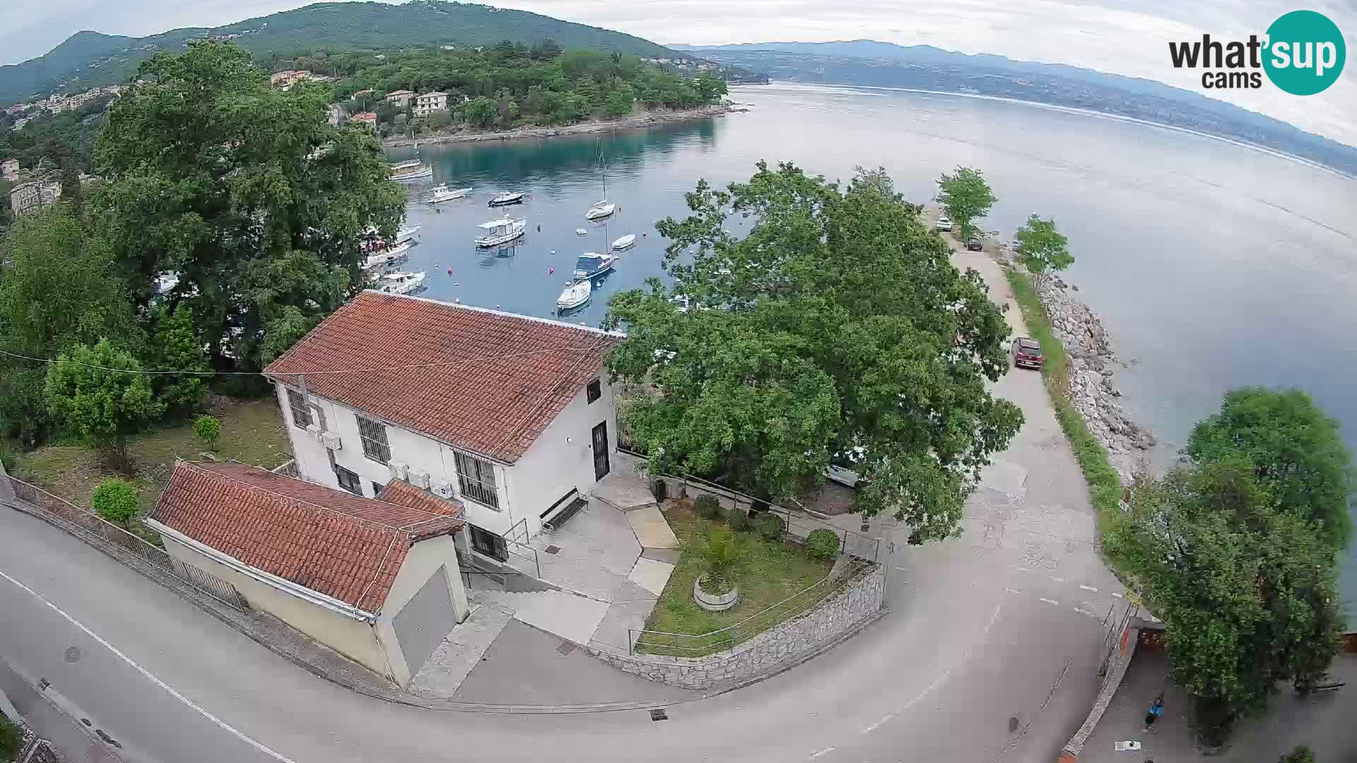 Ika Harbor Webcam – LIVE View of the Harbor and Opatija Lights