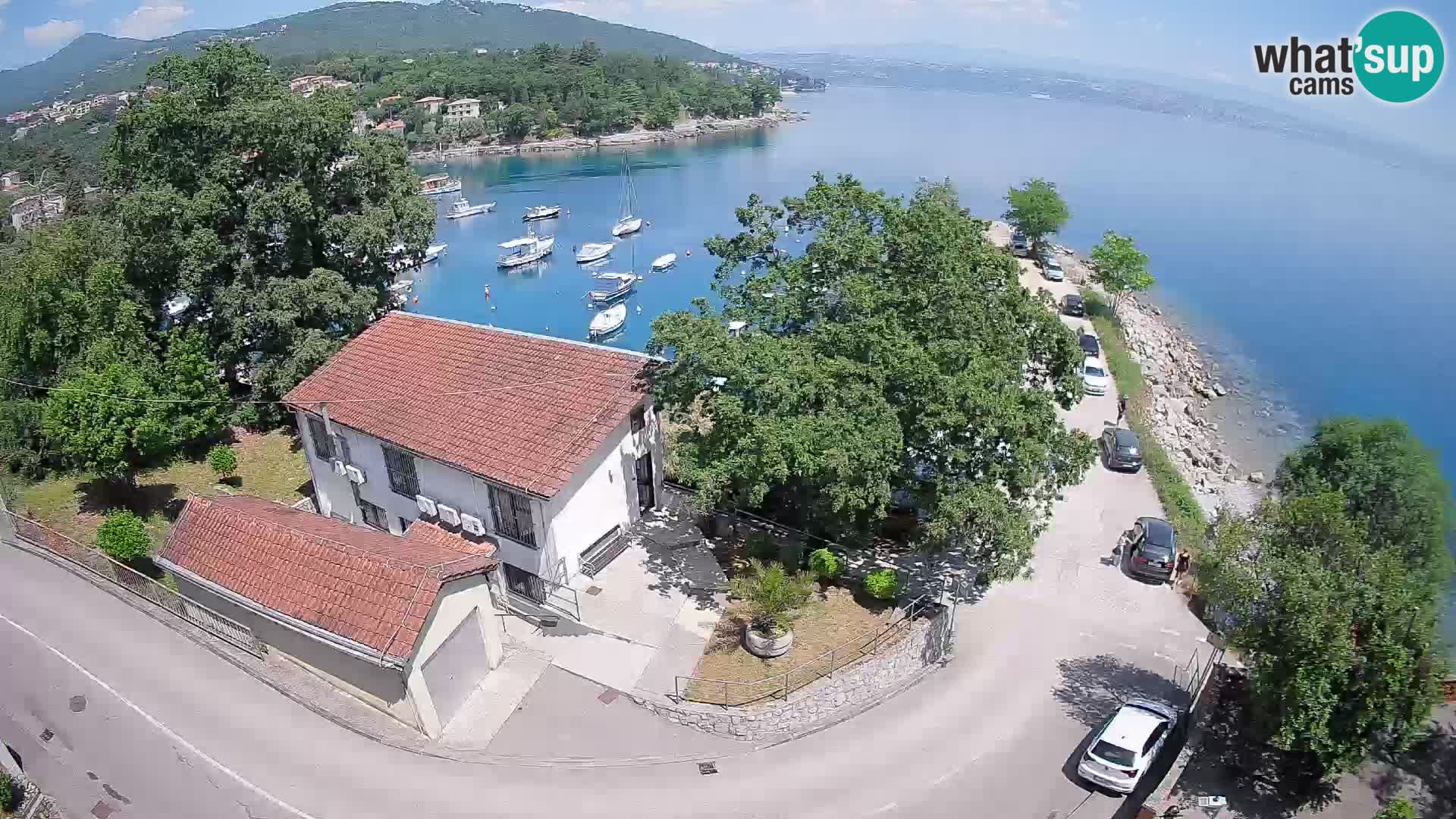 Ika Harbor Webcam – LIVE View of the Harbor and Opatija Lights