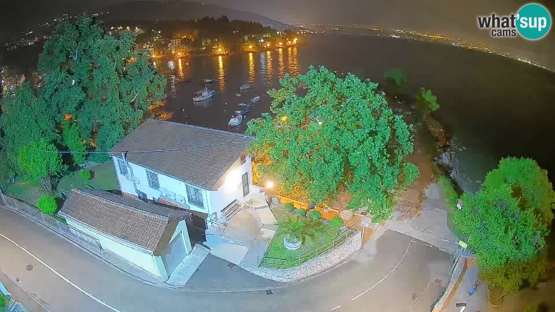 Webcam puerto de Ika – Vista en directo y luces de Opatija