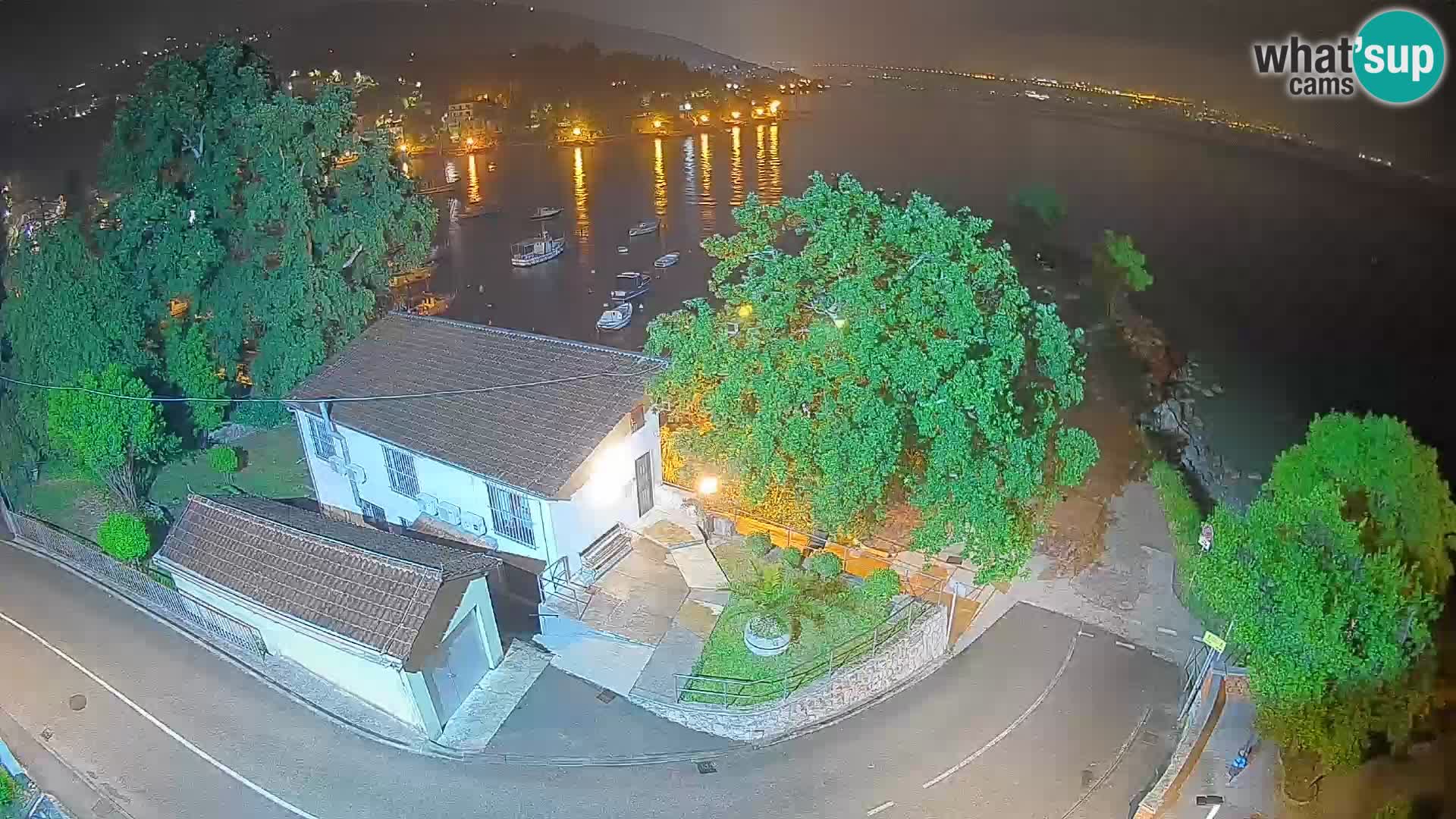 Ika Harbor Webcam – LIVE View of the Harbor and Opatija Lights