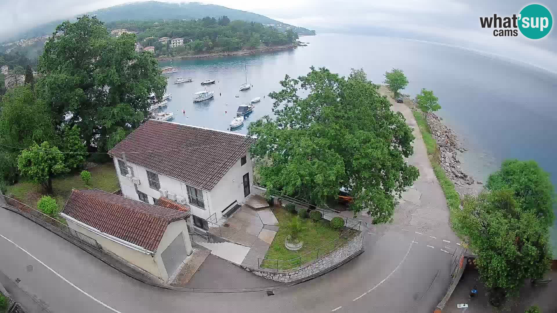 Ika Harbor Webcam – LIVE View of the Harbor and Opatija Lights