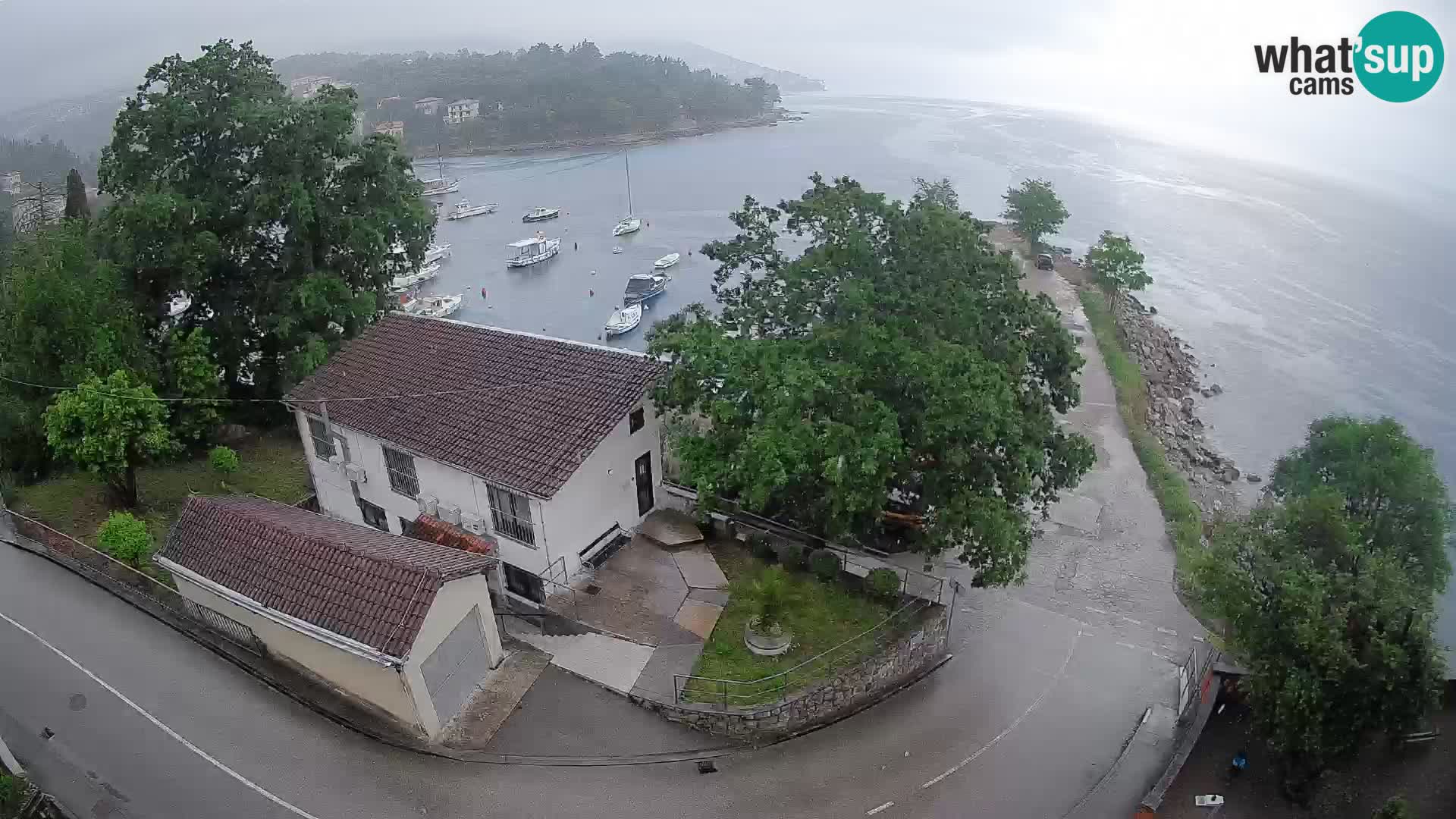 Ika Harbor Webcam – LIVE View of the Harbor and Opatija Lights