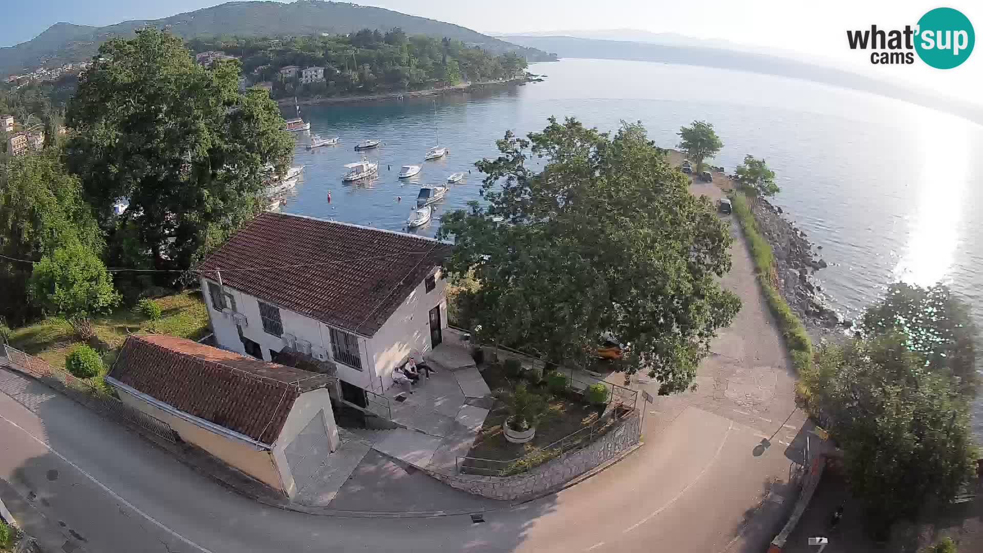 Ika Harbor Webcam – LIVE View of the Harbor and Opatija Lights