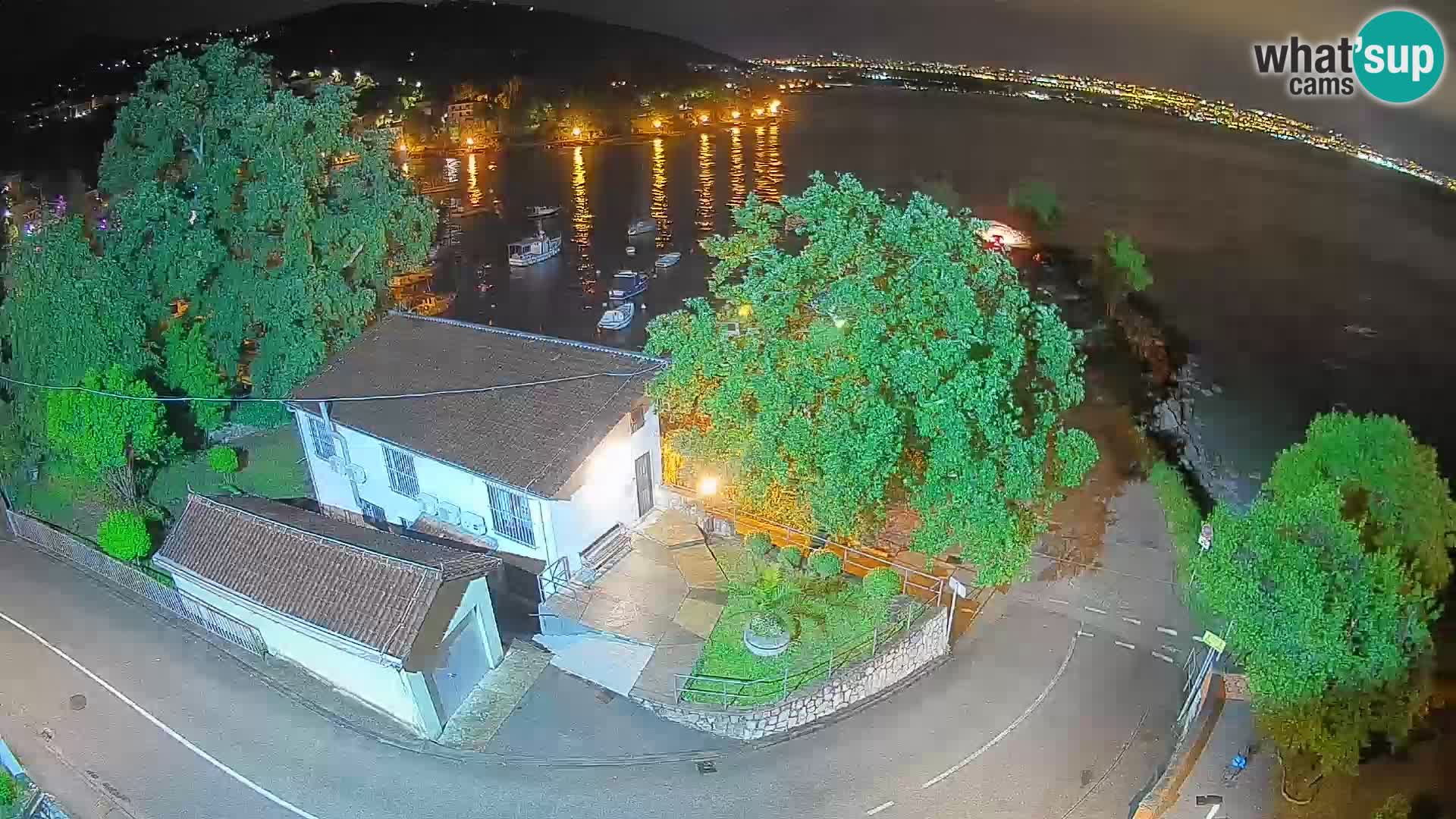 Webcam porto Ika – Vista LIVE sul porto e le luci di Opatija