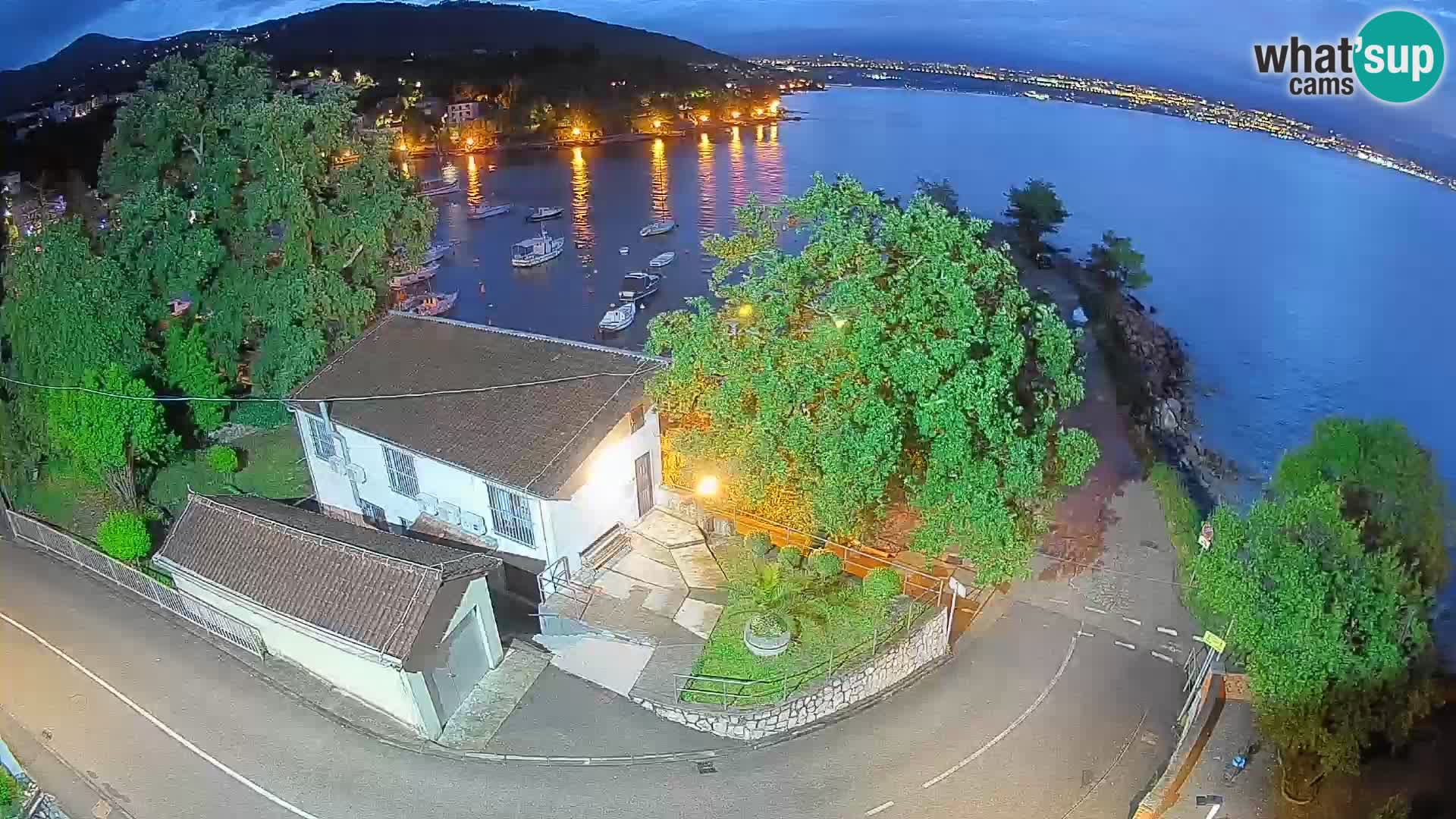 Webcam porto Ika – Vista LIVE sul porto e le luci di Opatija