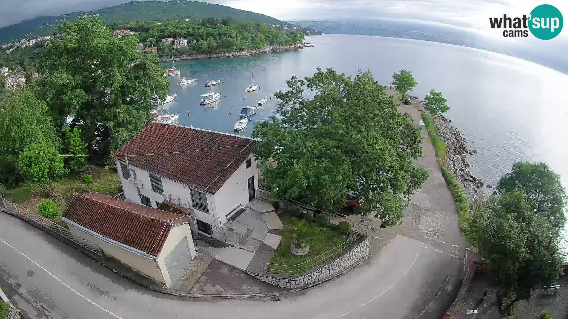 Ika Harbor Webcam – LIVE View of the Harbor and Opatija Lights