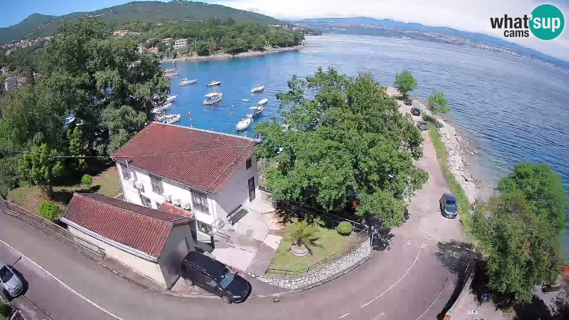 Ika Harbor Webcam – LIVE View of the Harbor and Opatija Lights