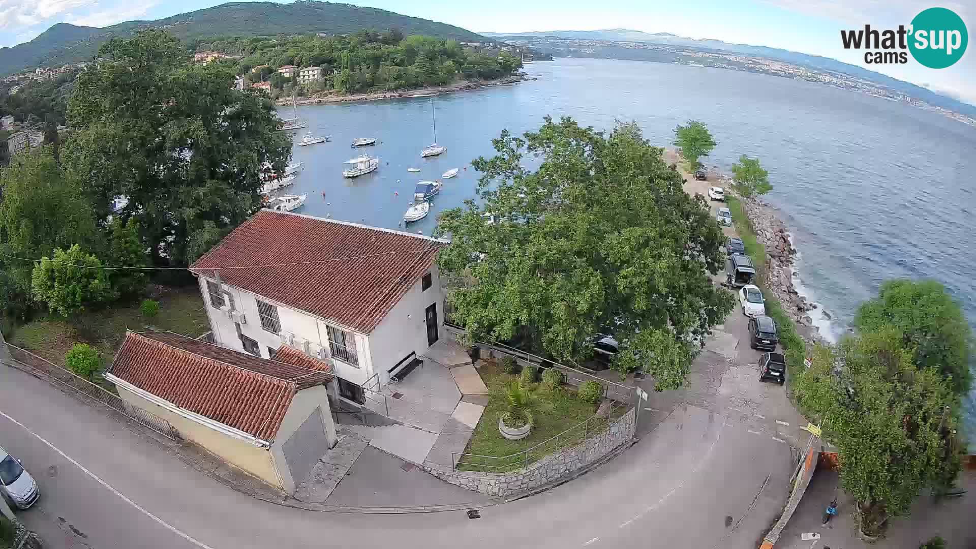 Ika Harbor Webcam – LIVE View of the Harbor and Opatija Lights
