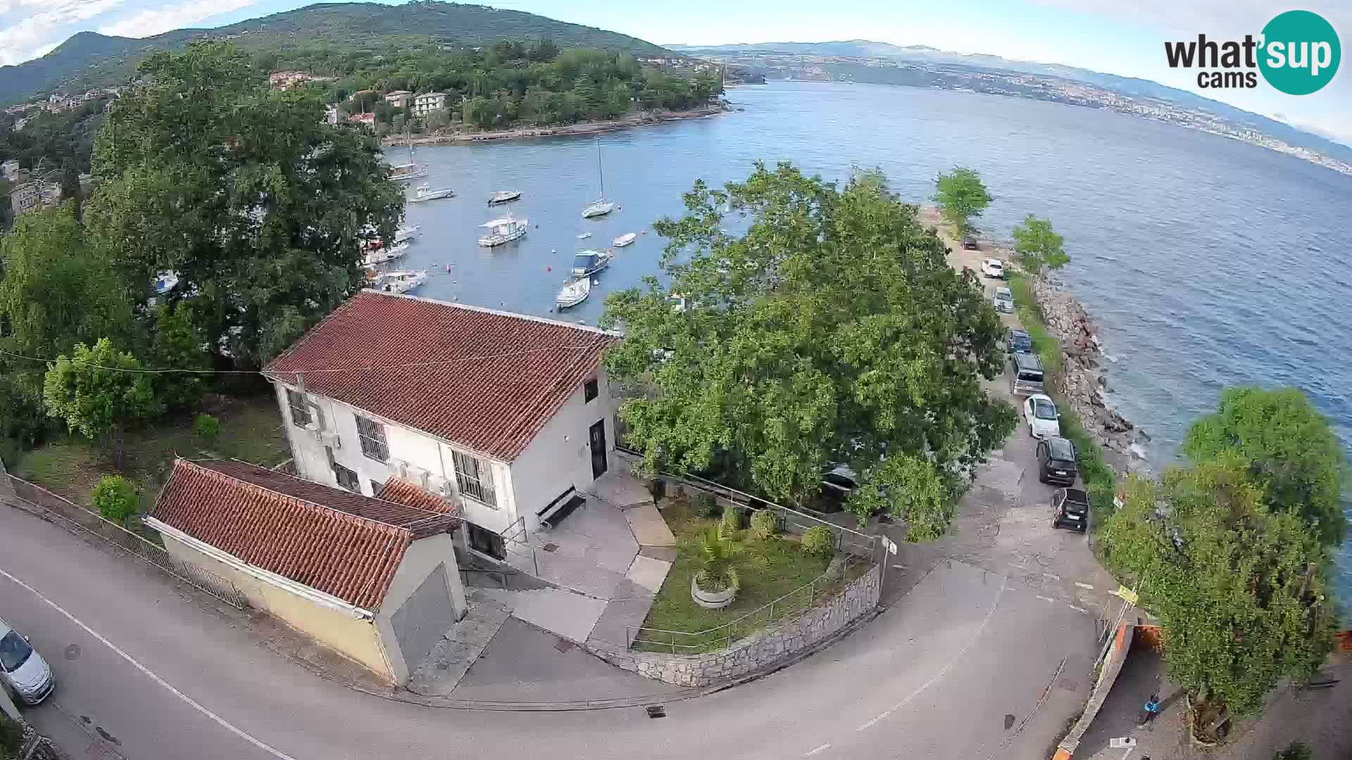Ika Harbor Webcam – LIVE View of the Harbor and Opatija Lights