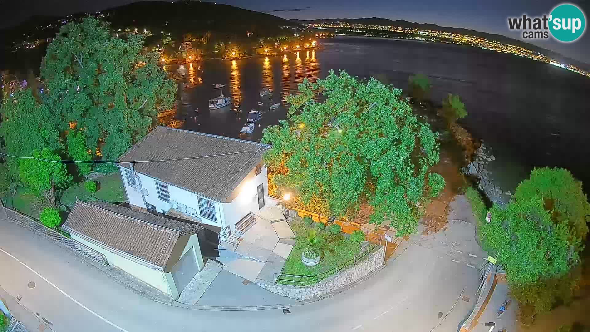 Webcam porto Ika – Vista LIVE sul porto e le luci di Opatija
