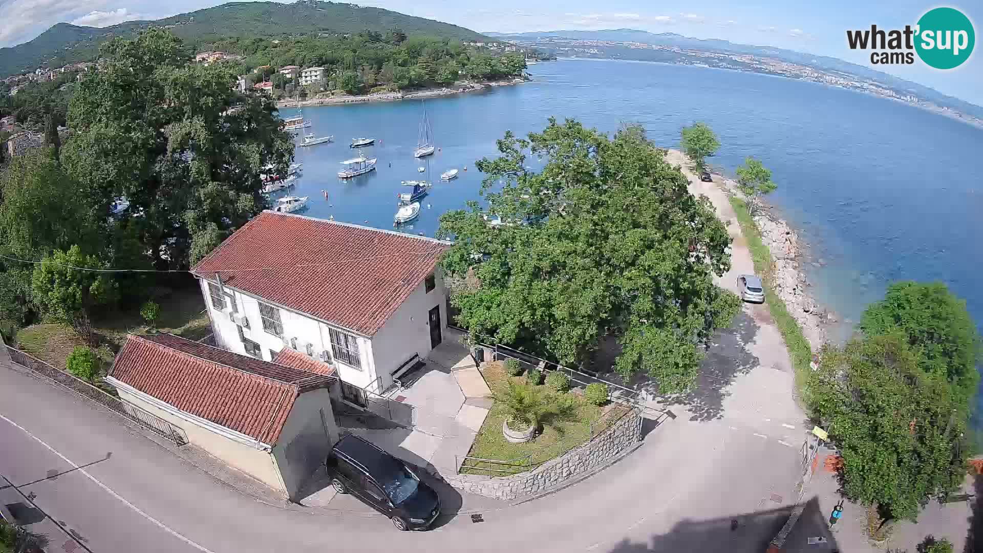 Ika Harbor Webcam – LIVE View of the Harbor and Opatija Lights