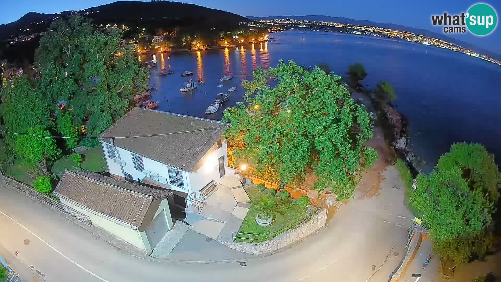 Webcam Ika Hafen – LIVE Blick auf den Hafen und die Lichter von Opatija