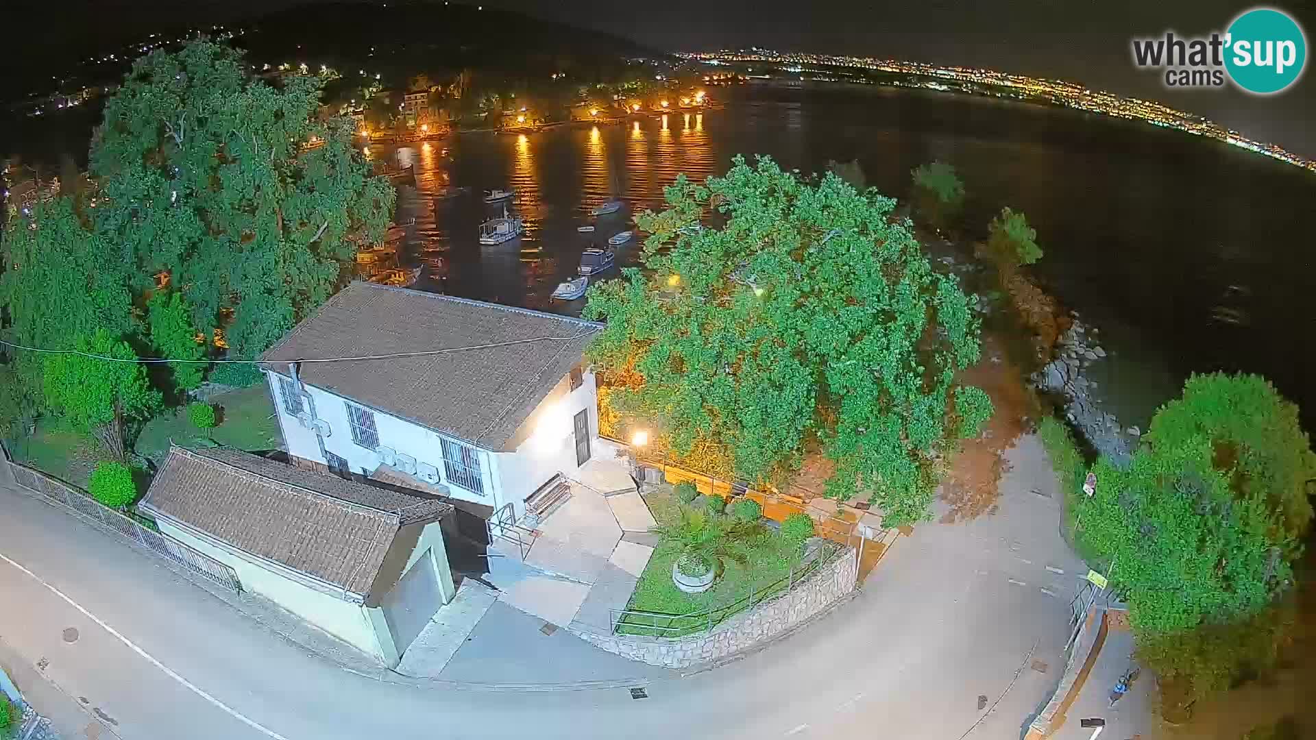Webcam porto Ika – Vista LIVE sul porto e le luci di Opatija