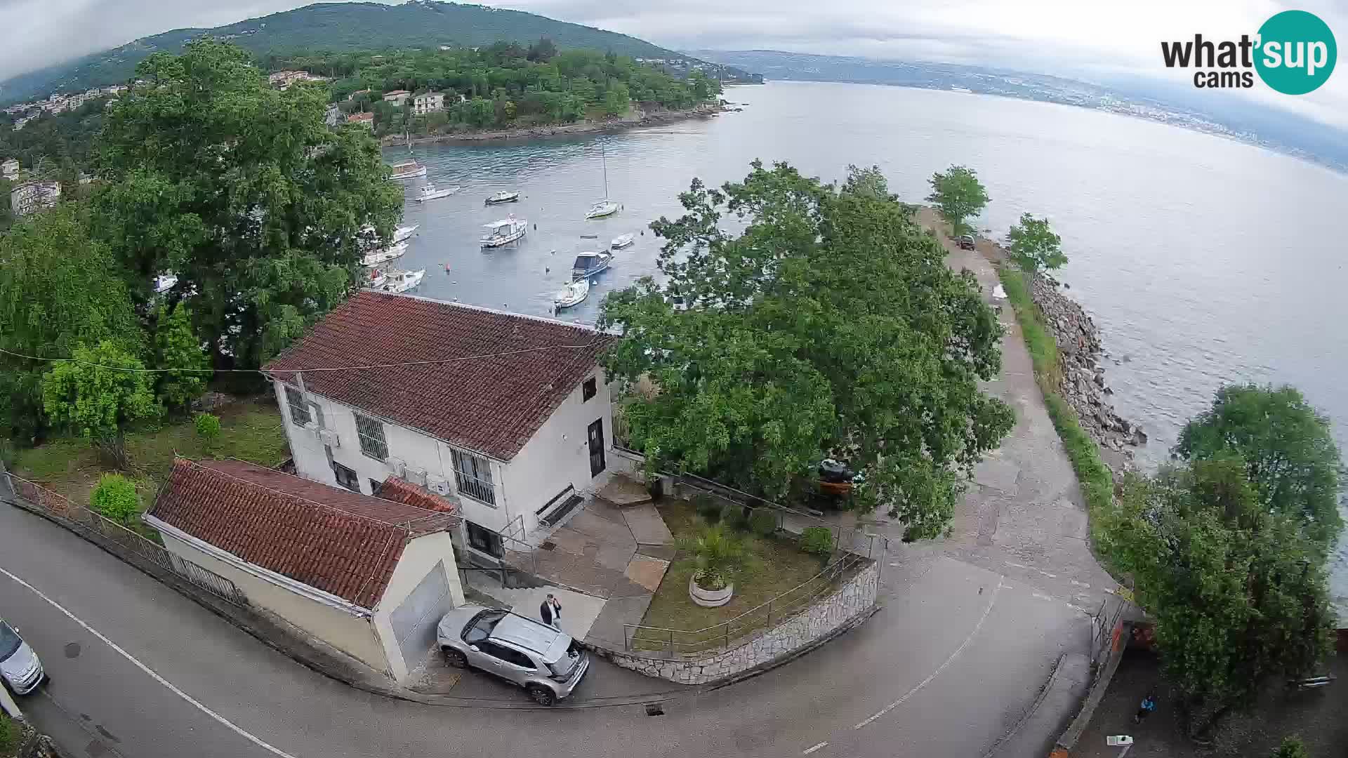 Ika Harbor Webcam – LIVE View of the Harbor and Opatija Lights