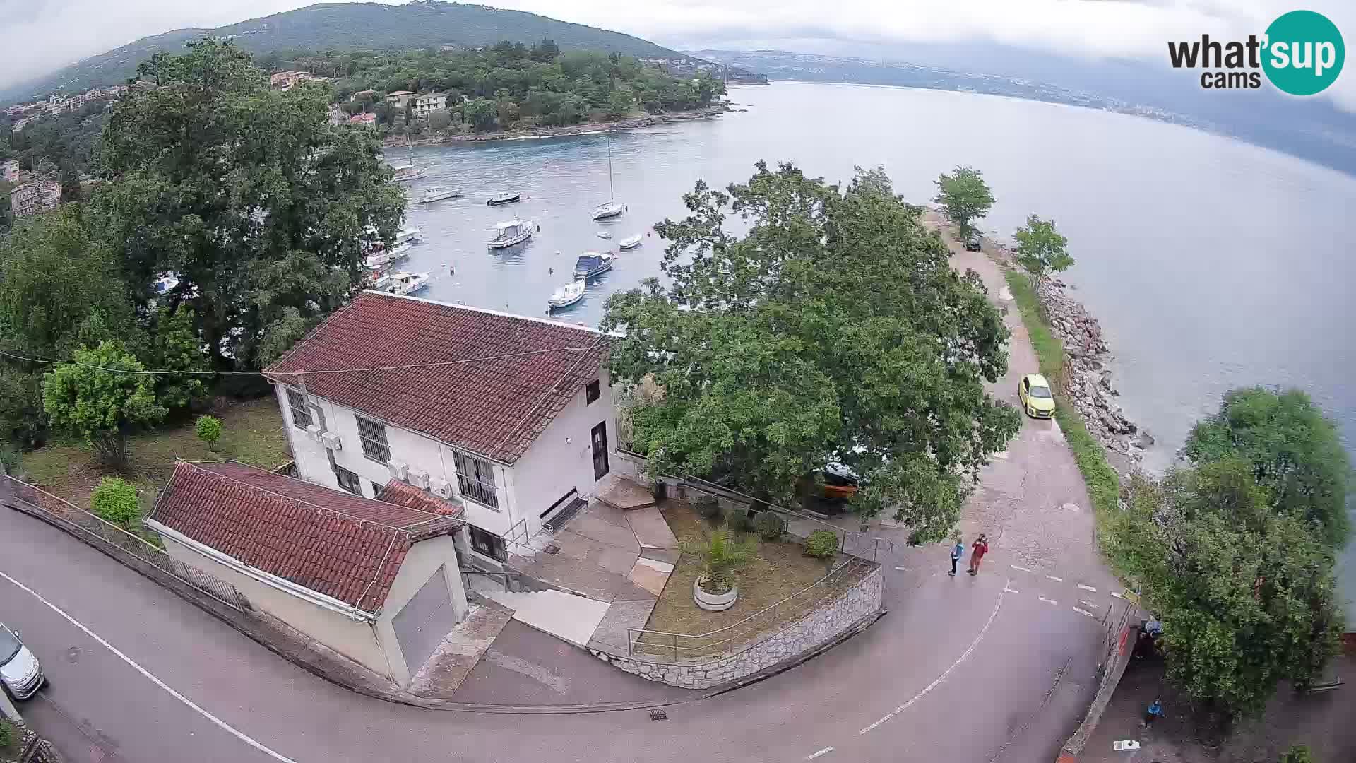 Ika Harbor Webcam – LIVE View of the Harbor and Opatija Lights