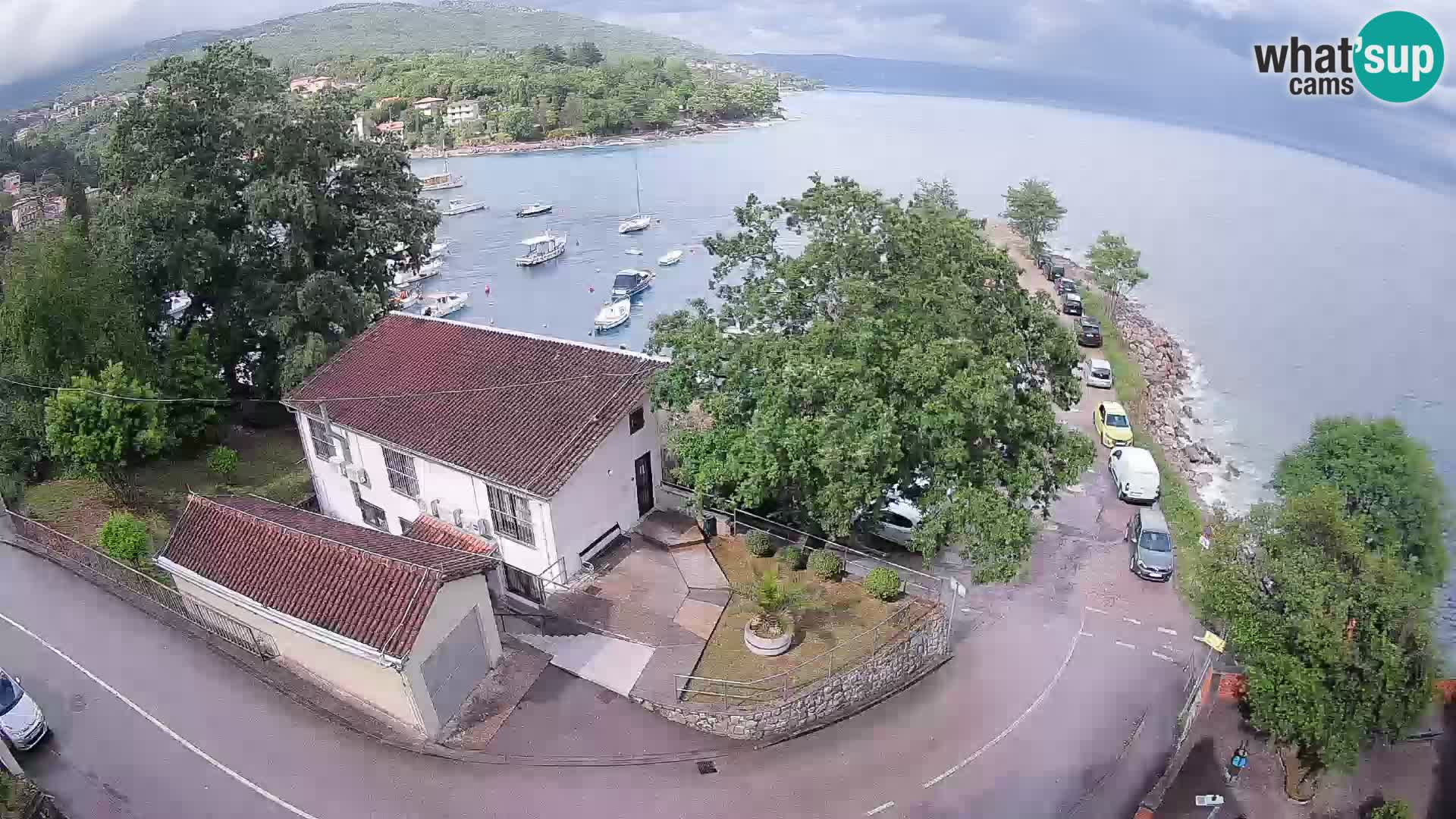 Ika Harbor Webcam – LIVE View of the Harbor and Opatija Lights