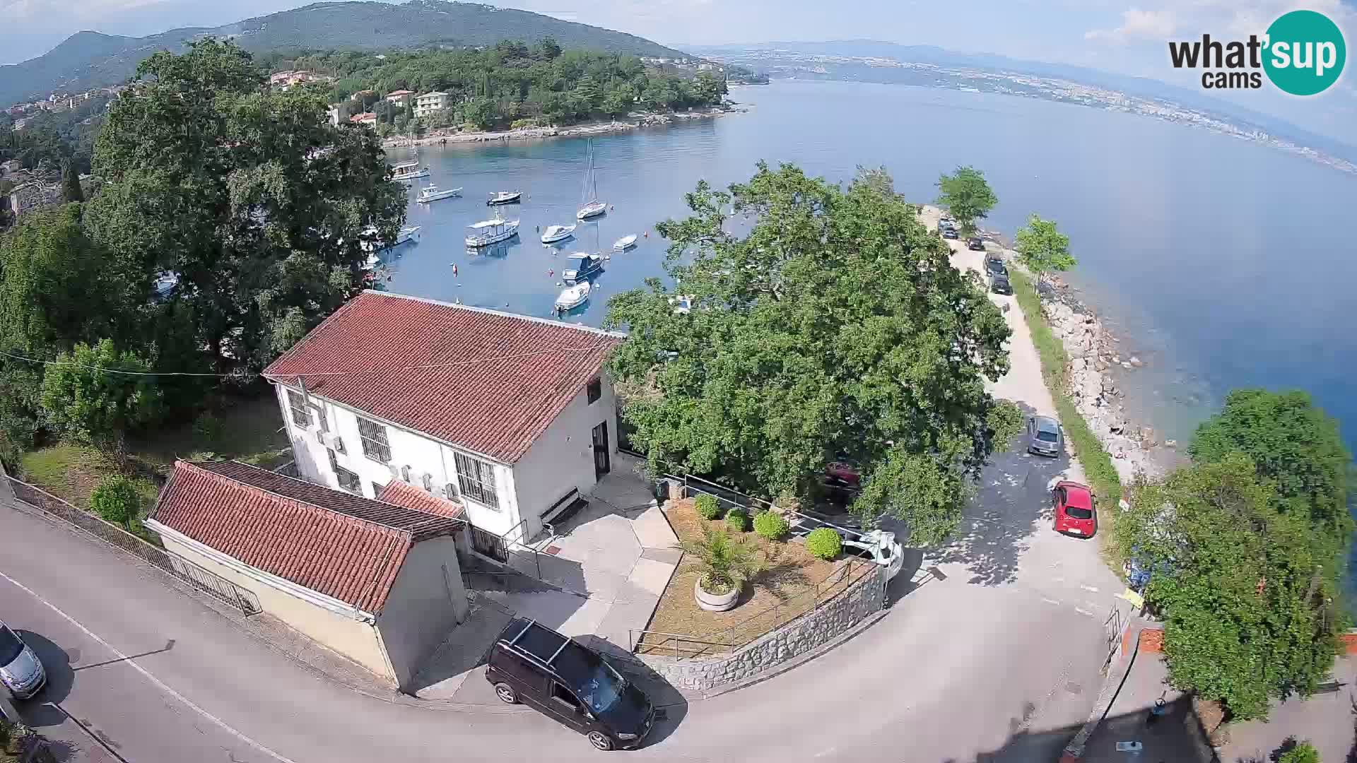 Ika Harbor Webcam – LIVE View of the Harbor and Opatija Lights
