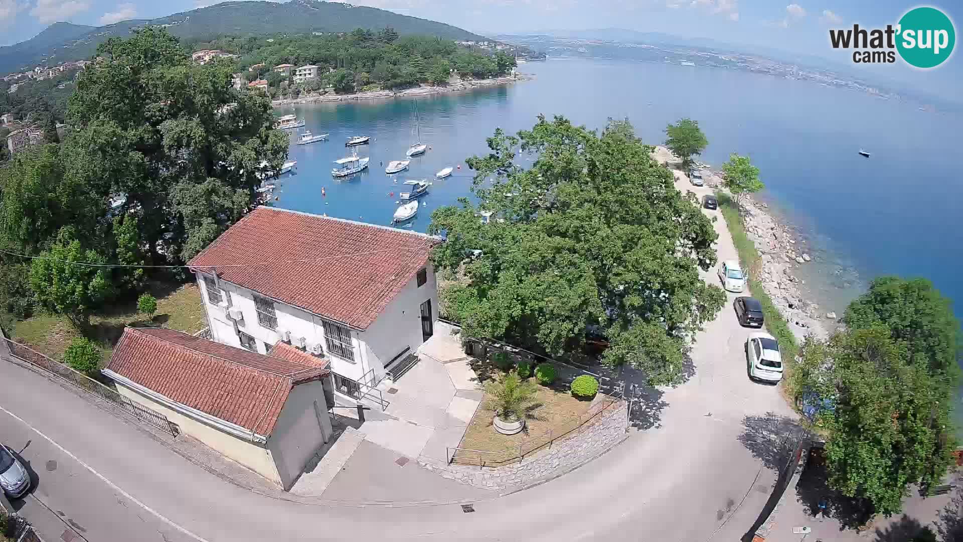 Ika Harbor Webcam – LIVE View of the Harbor and Opatija Lights