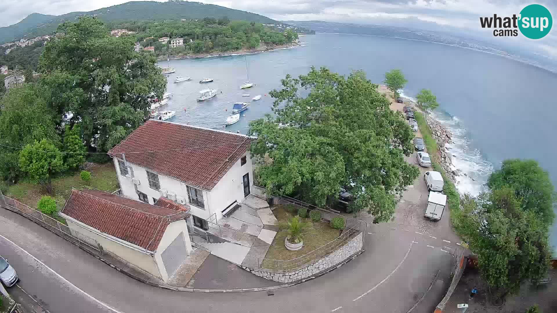 Ika Harbor Webcam – LIVE View of the Harbor and Opatija Lights