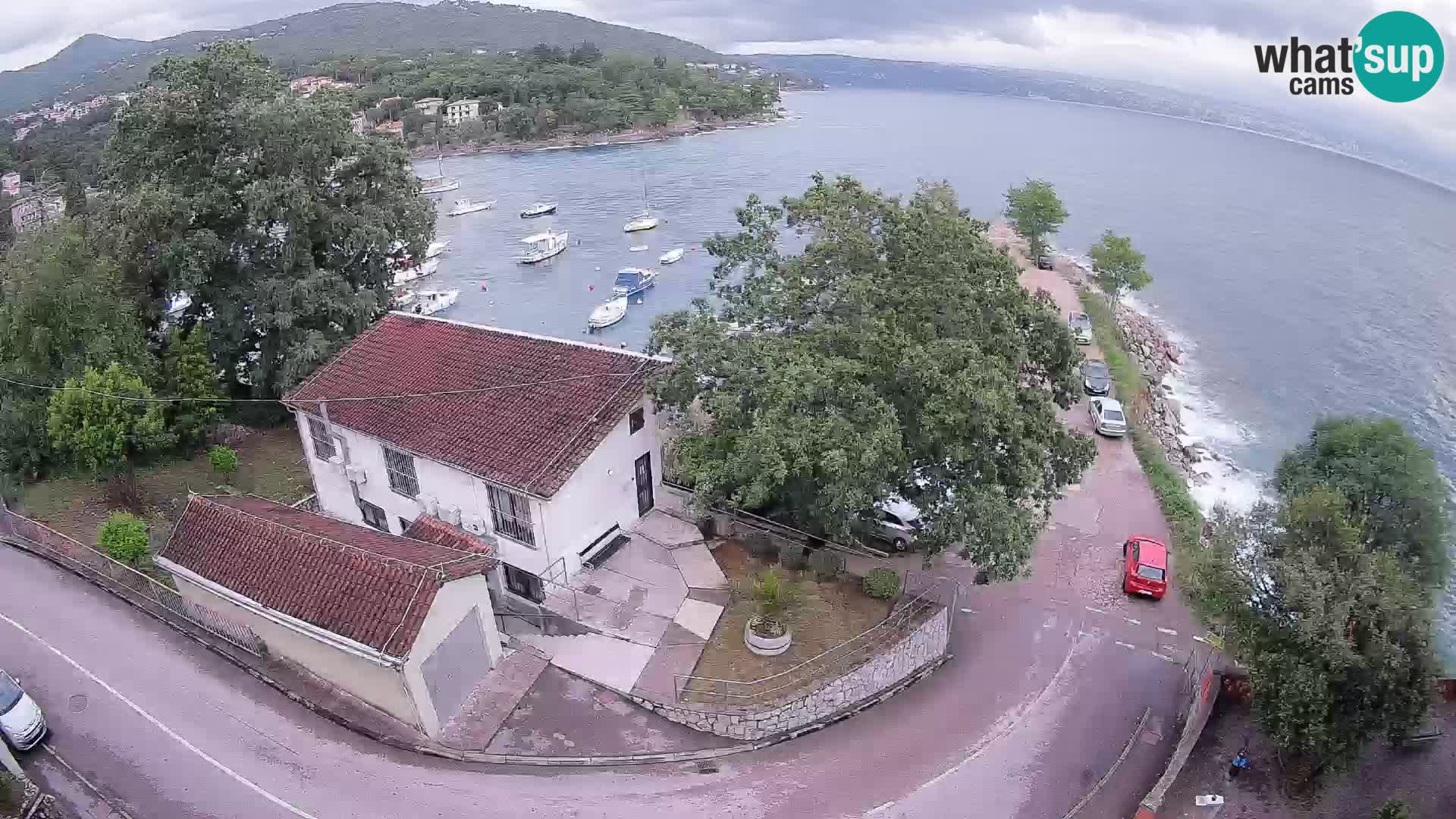 Ika Harbor Webcam – LIVE View of the Harbor and Opatija Lights