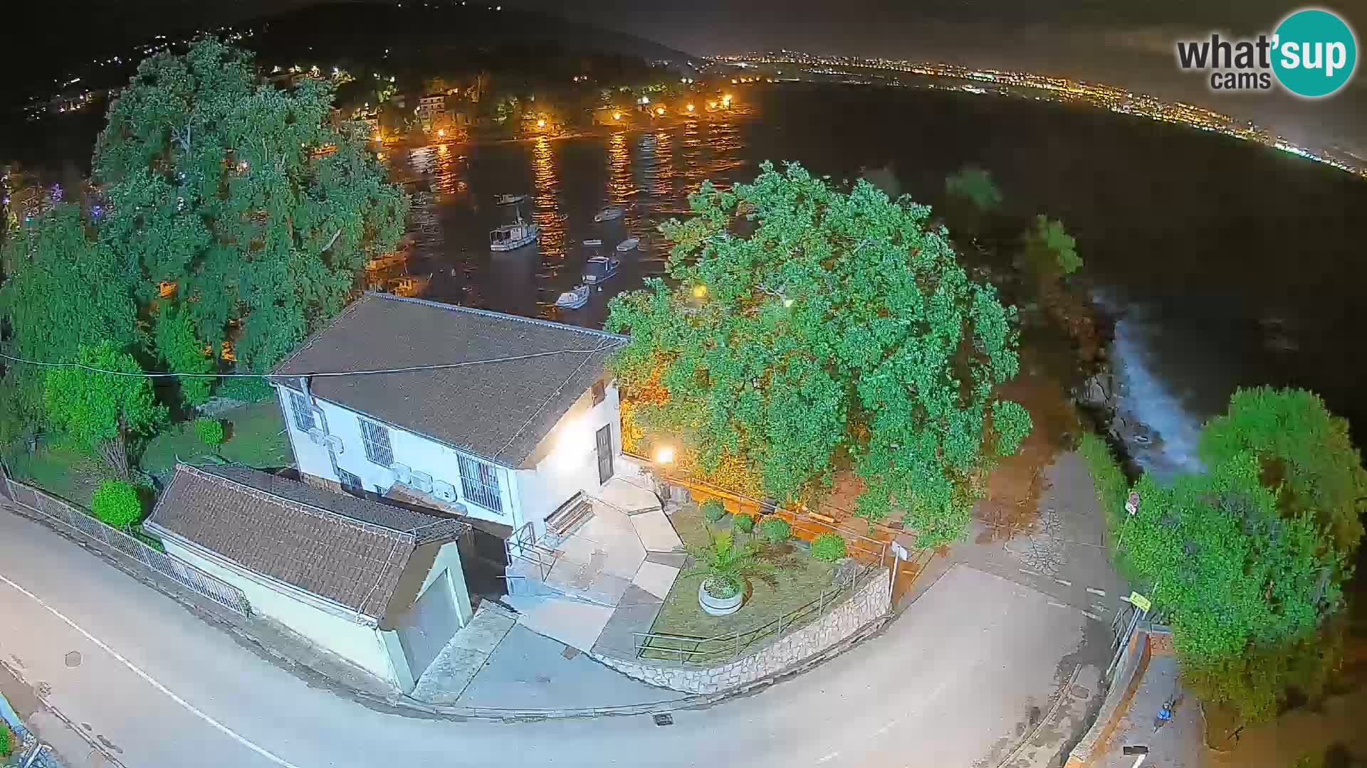 Webcam porto Ika – Vista LIVE sul porto e le luci di Opatija