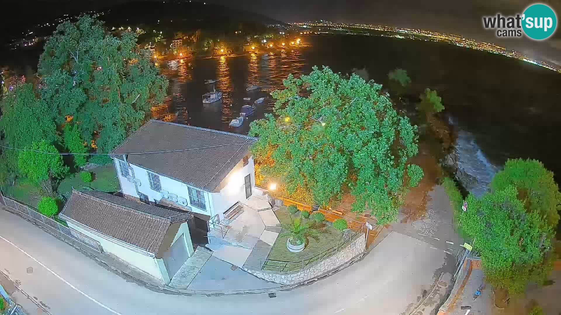 Webcam puerto de Ika – Vista en directo y luces de Opatija