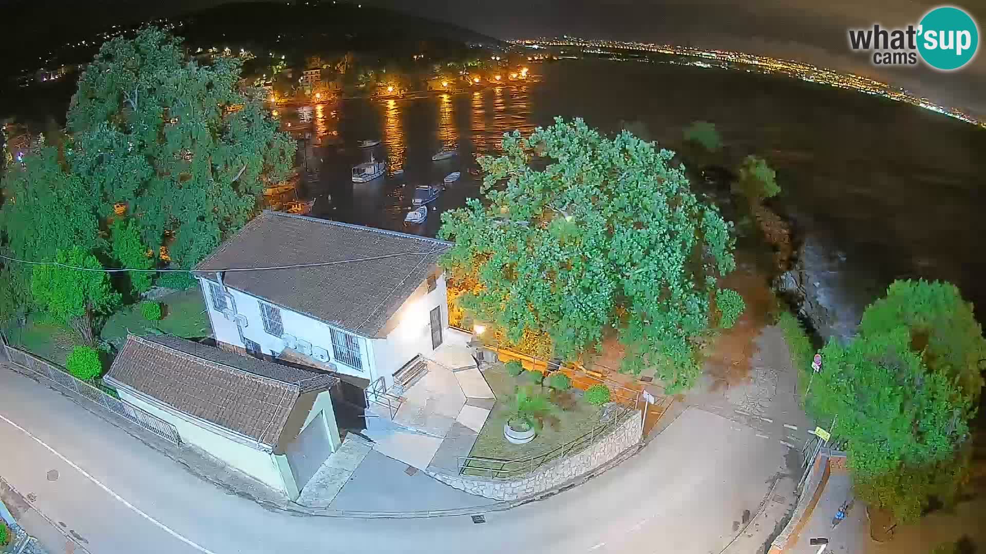 Webcam porto Ika – Vista LIVE sul porto e le luci di Opatija